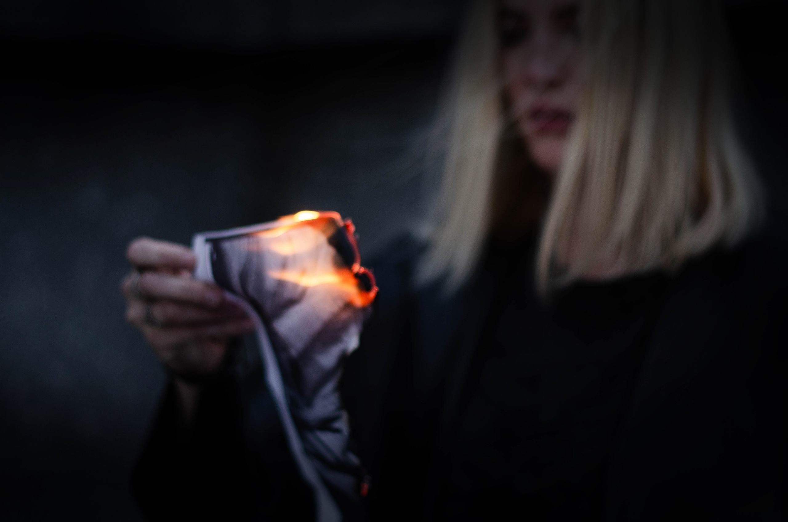 Анна. Гаражные фотки. Фотограф Ольга Назарова