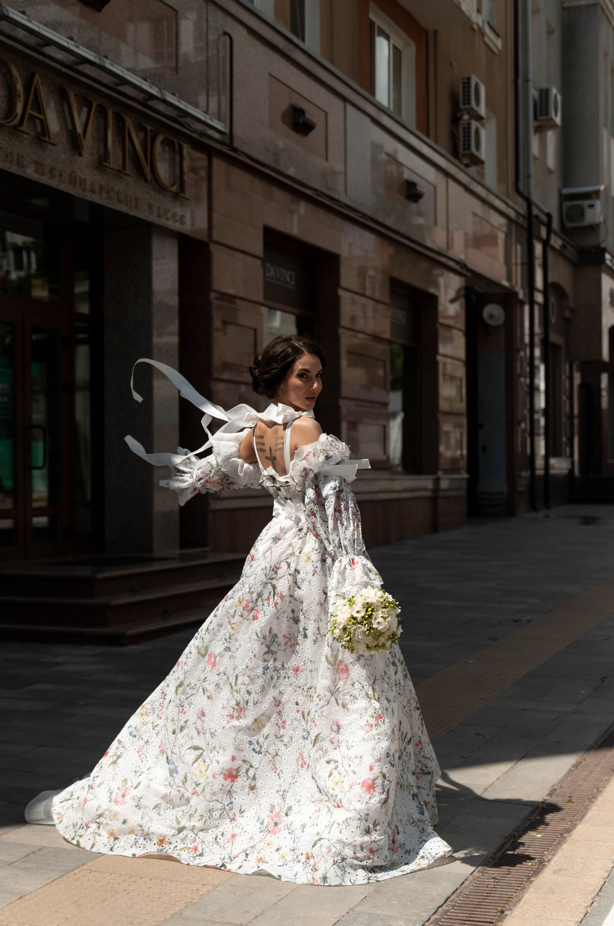 Вадим и София короткая версия свадебного дня. Меня зовут Александр Литвинчук и я свадебный фотограф в Саратове