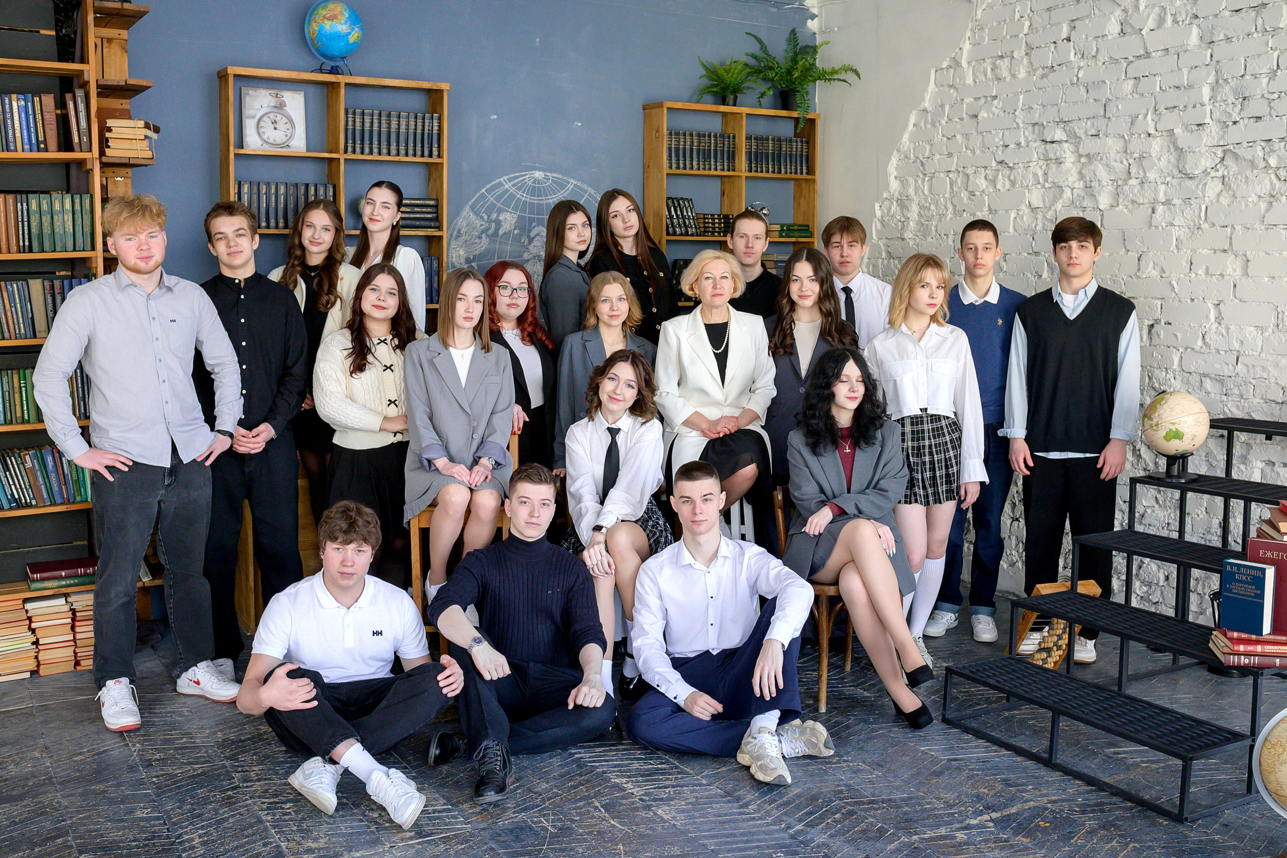 11 класс. студия. Фотограф новорожденных, семейный детский в Тюмени Татьяна Морозова