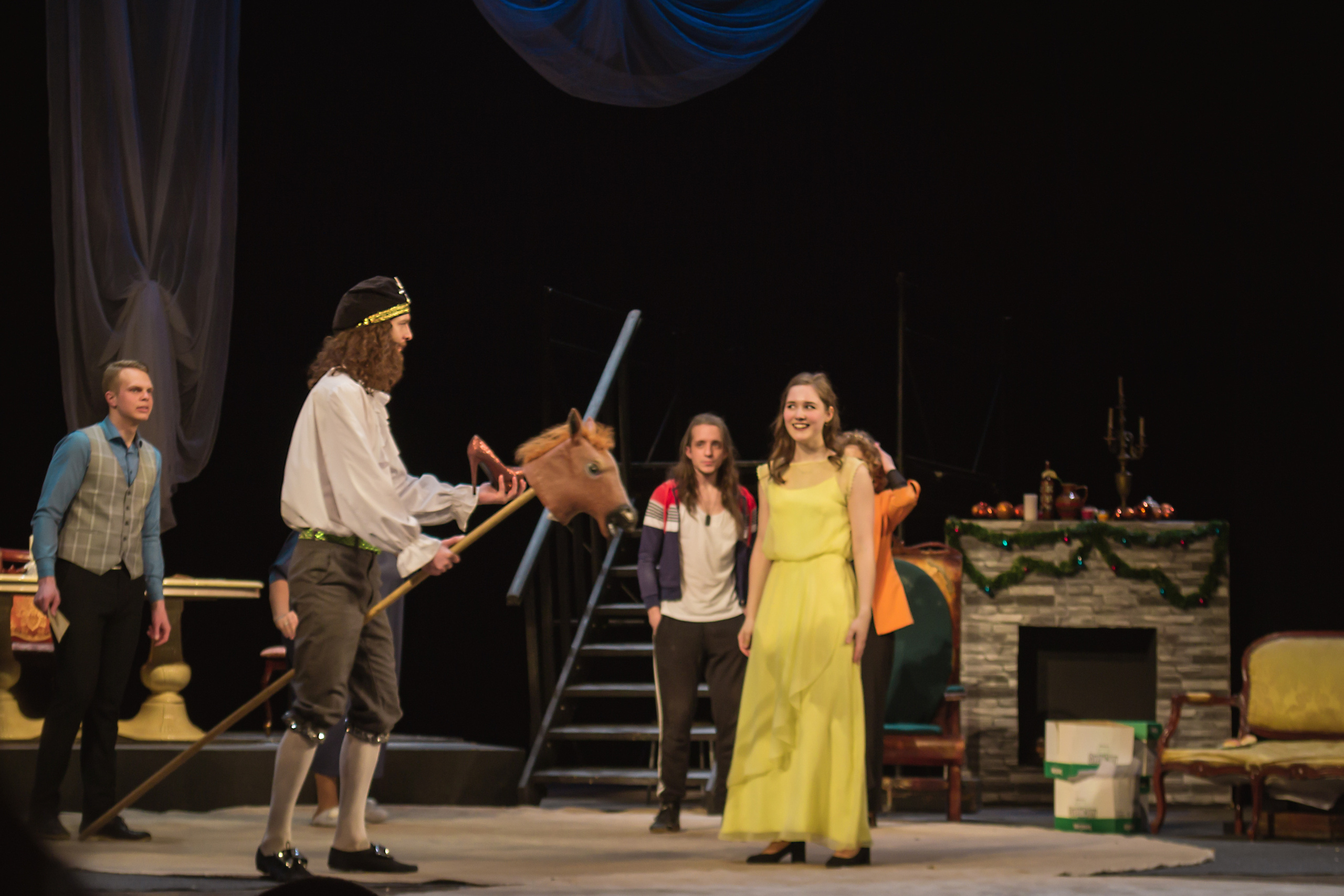 Фотосъемка новогоднего спектакля. Предметный и контентный фотограф в Москве и Зеленограде Анастасиевская