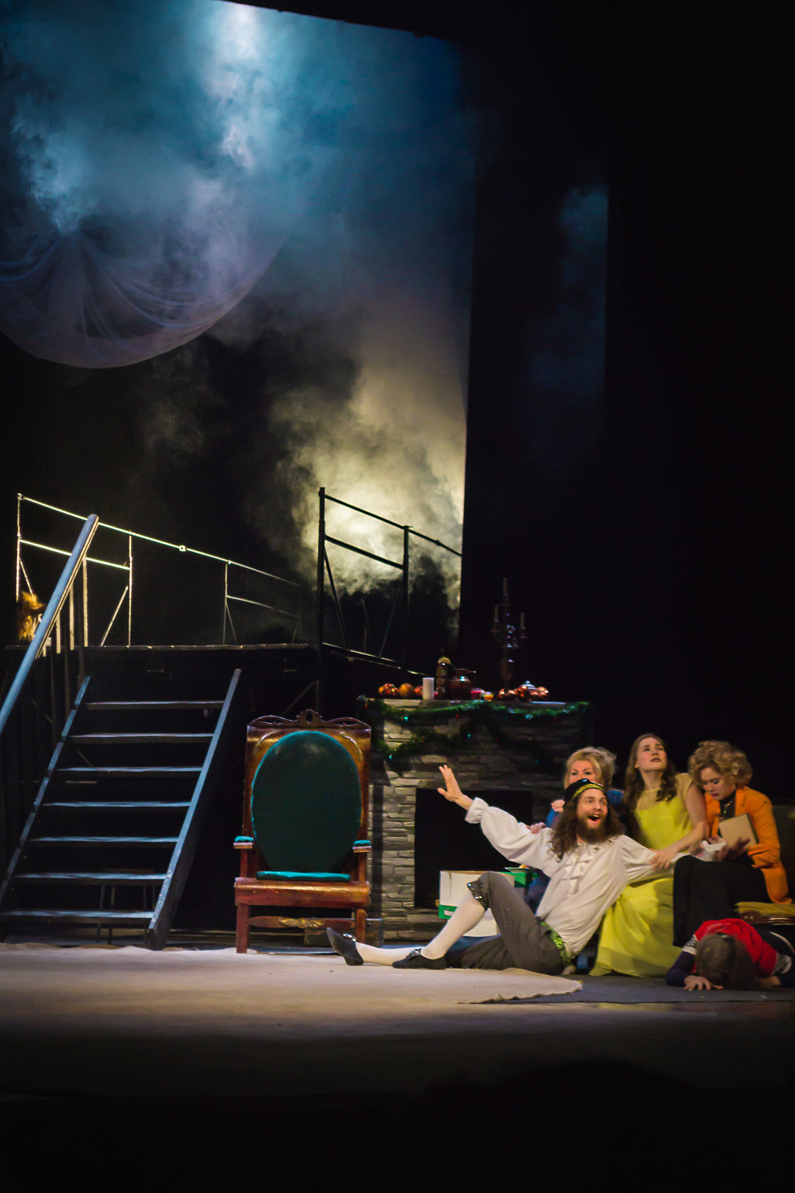 Фотосъемка новогоднего спектакля. Предметный и контентный фотограф в Москве и Зеленограде Анастасиевская