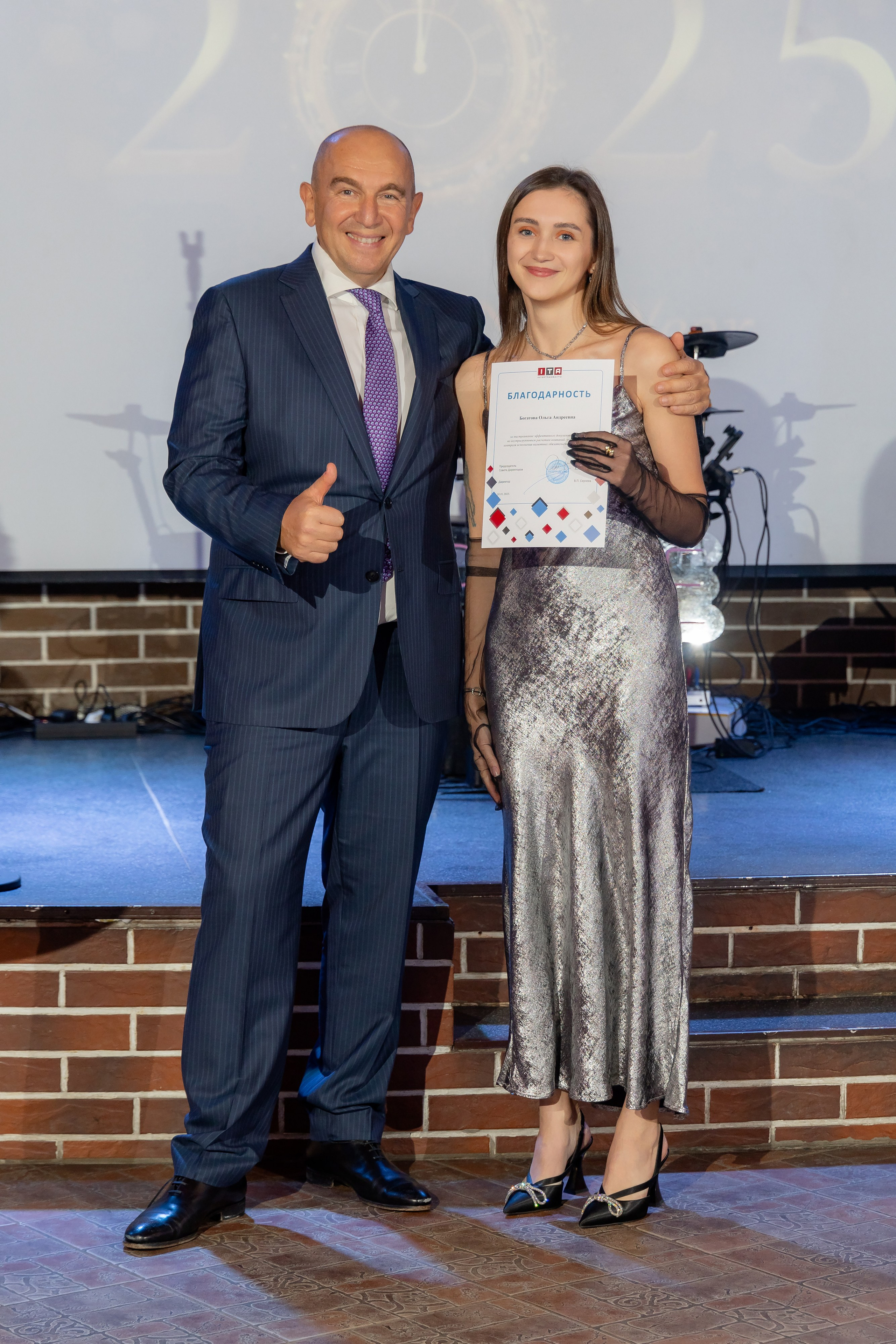 Корпоративная новогодняя съемка для логистической компании ИТА. Свадебный фотограф в Минске/Беларуси Сергей Спиридонов