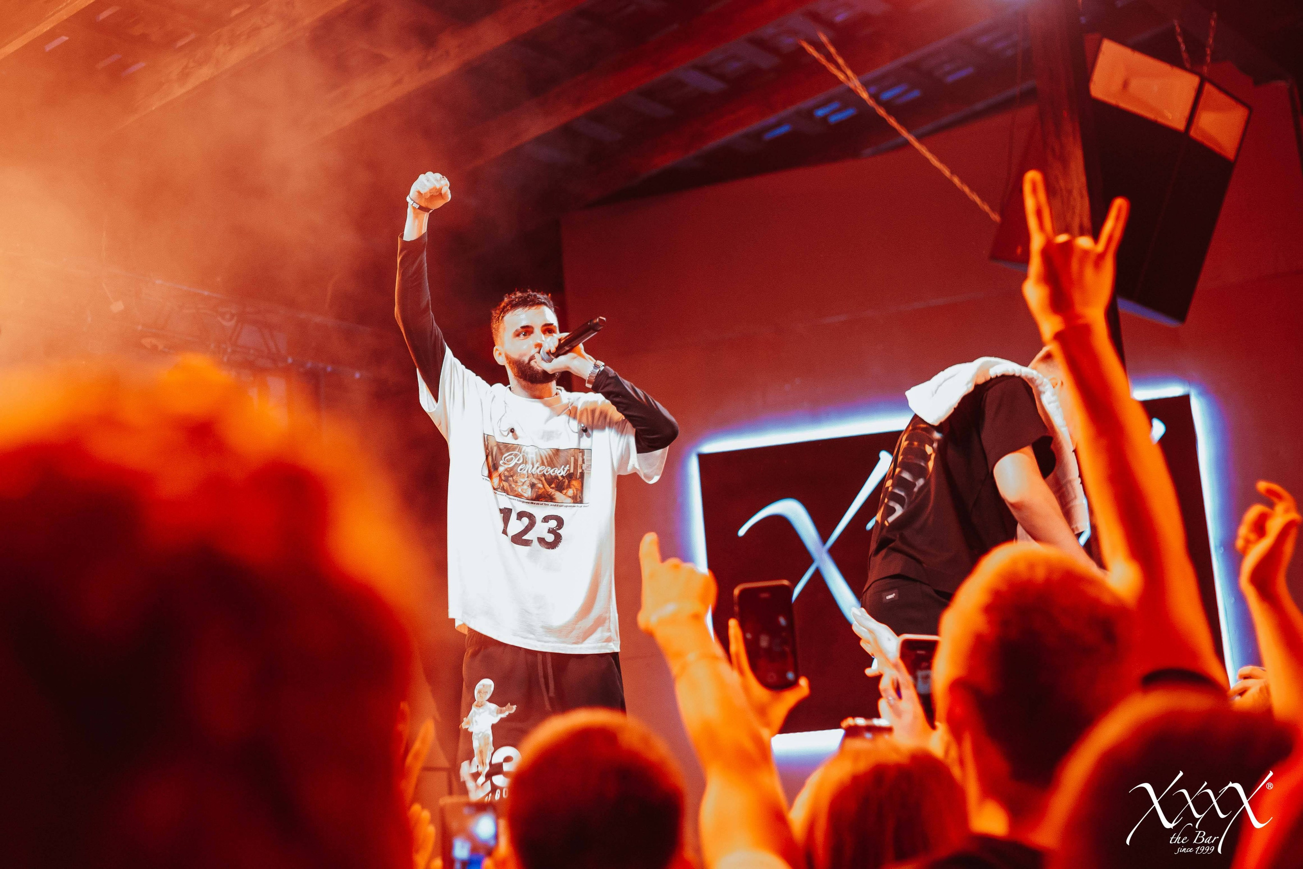 The bar XXXX. Репортажный (Event) фотограф в Барнауле | Даниил Маркин | Качество и вайб