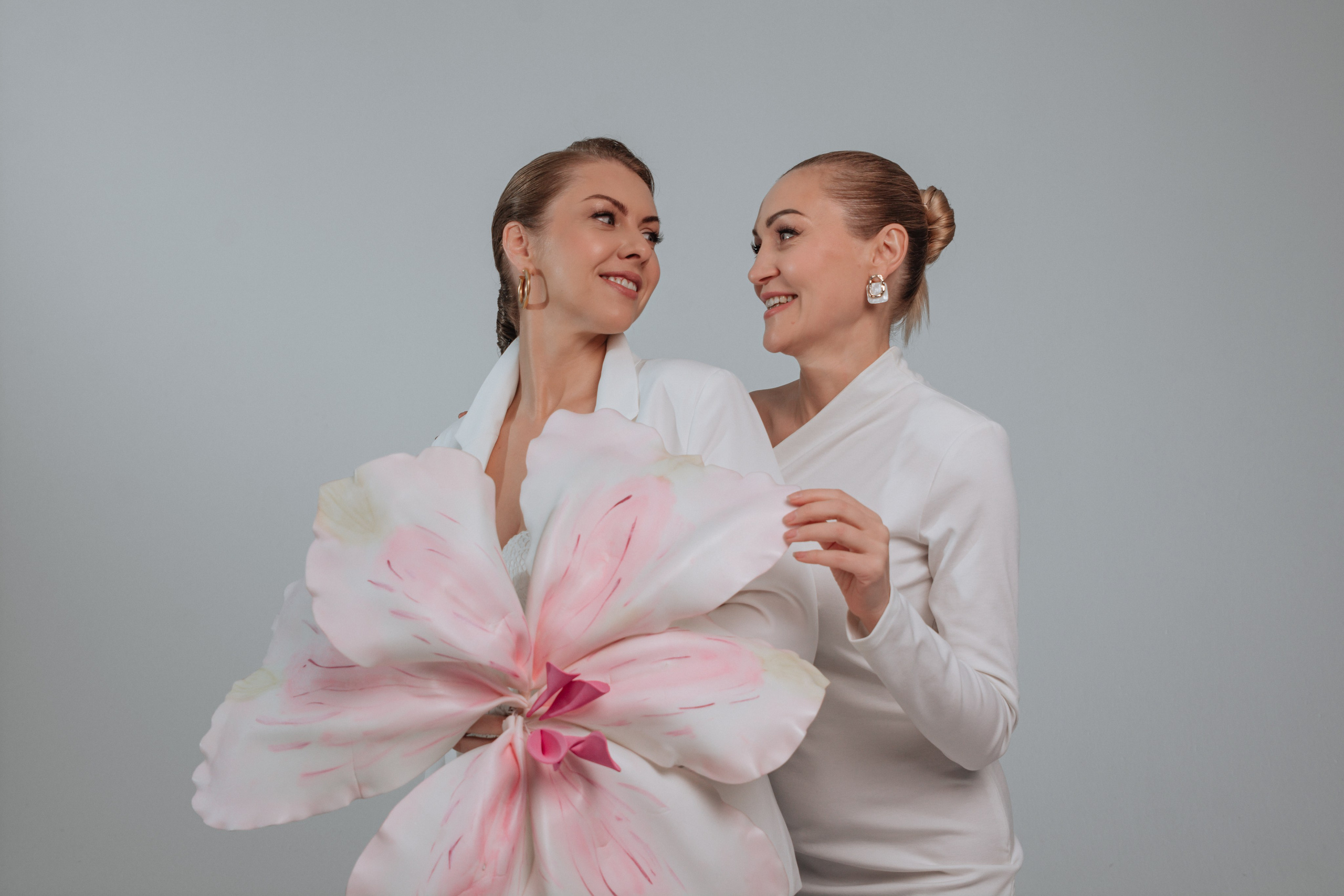 Фотосессия Superwoman. Весна 2024. Портретный фотограф в Санкт-Петербурге Дмитриева Наталия