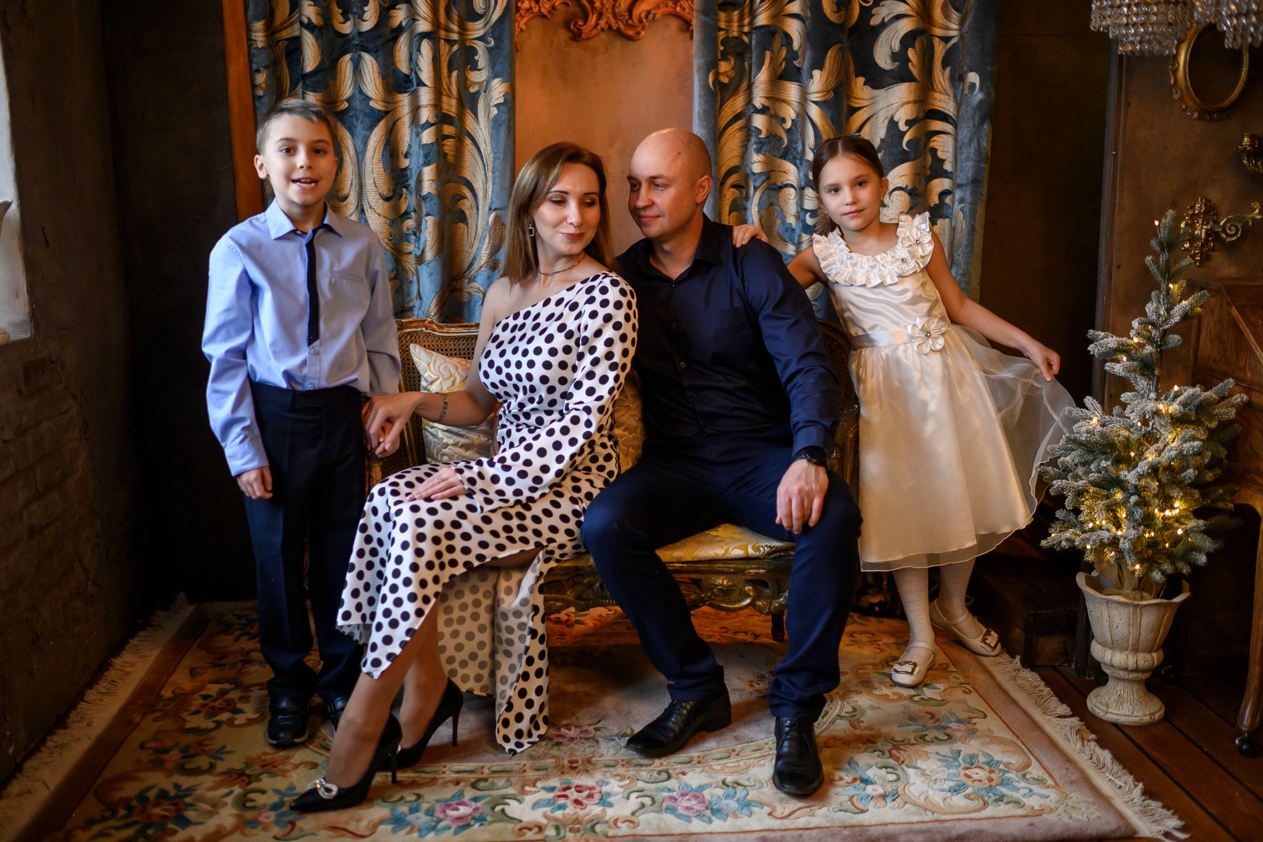 СТУДИЯ АДМИРАЛТЕЙШЕН. Семейный фотограф Екатеринбург Лора Мур