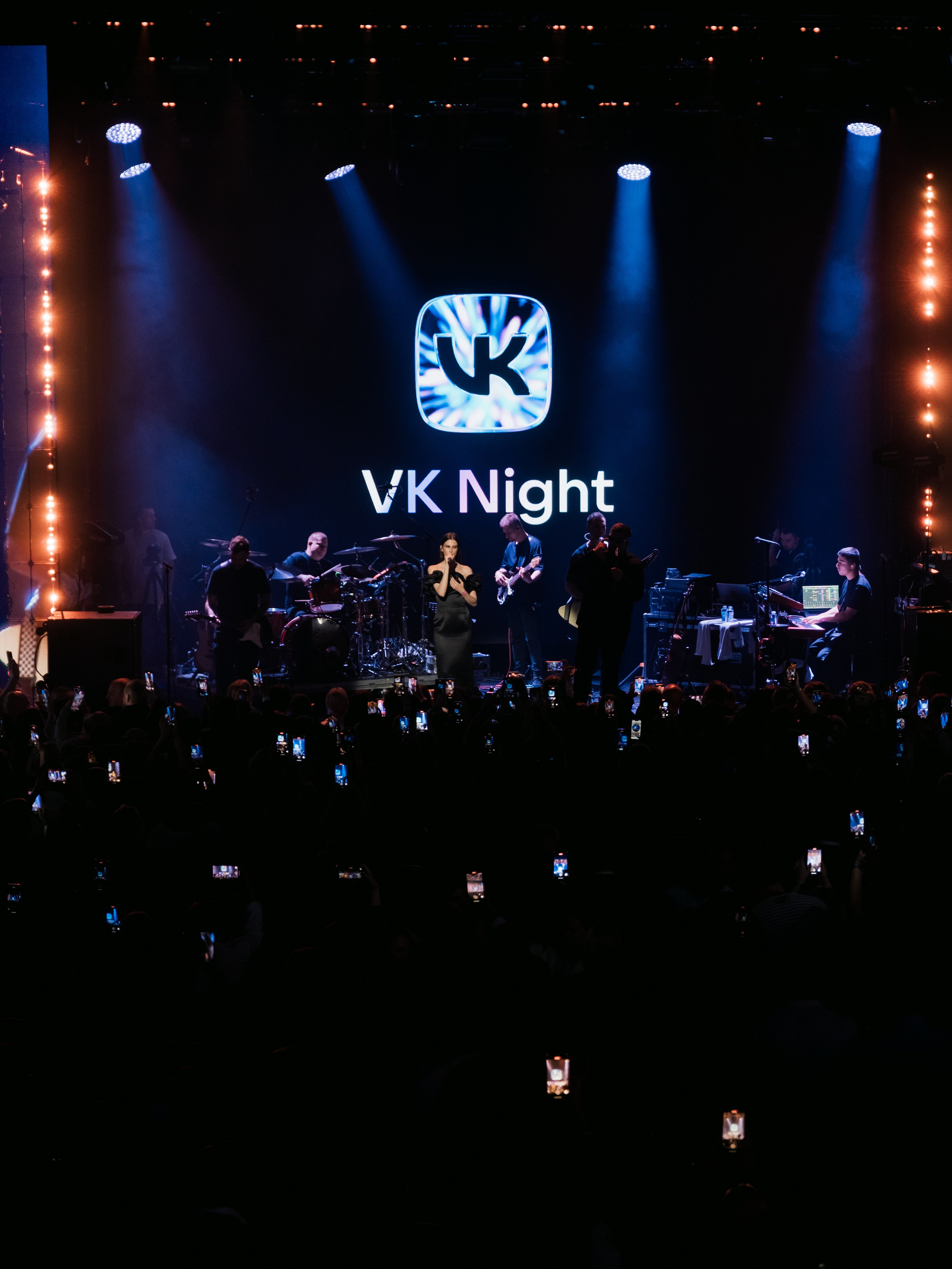 VK NIGHT SPb. Репортажный и портретный фотограф в Москве Илья Спиридонов