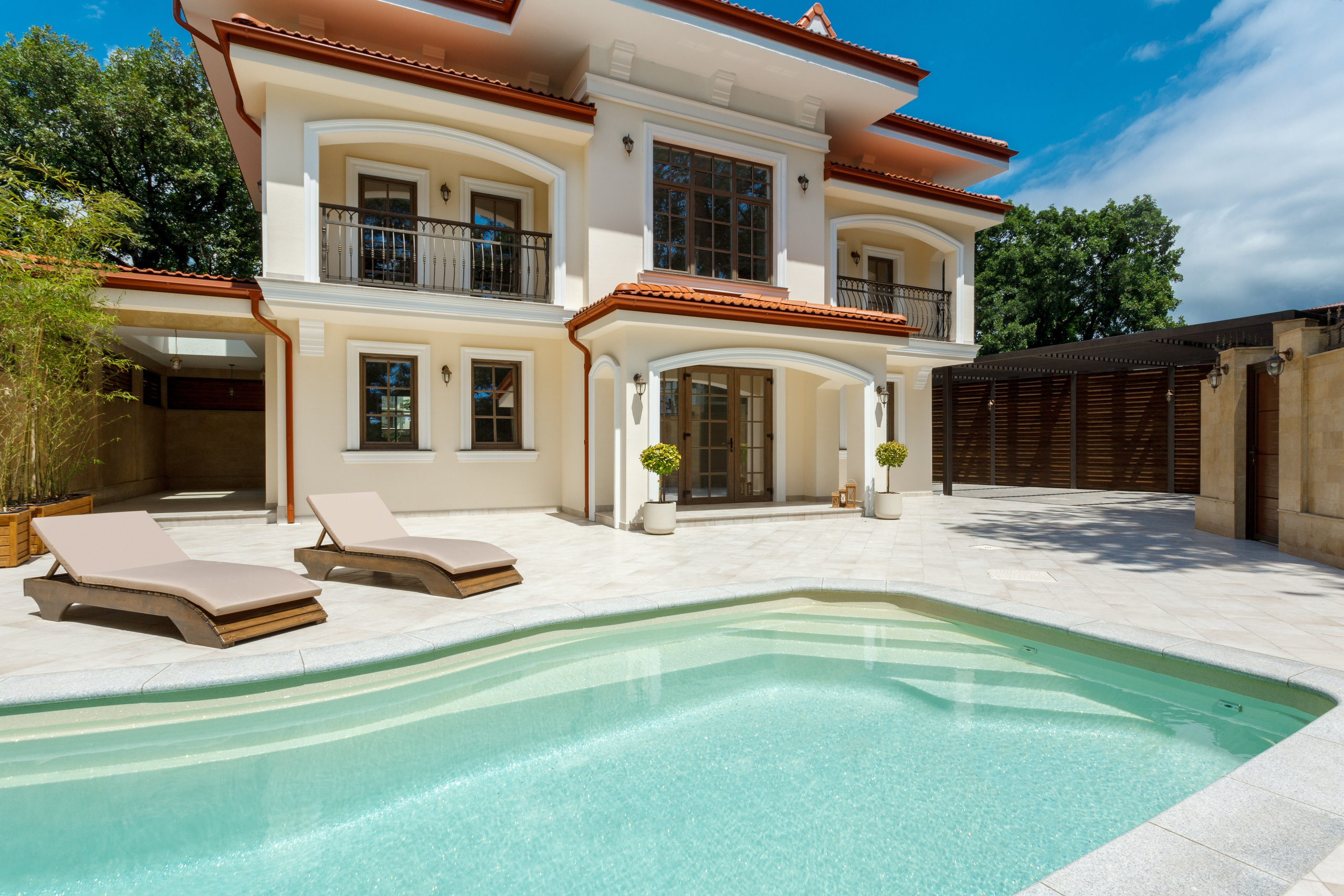 Фотосъёмка экстерьеров. Алексей Шмуль