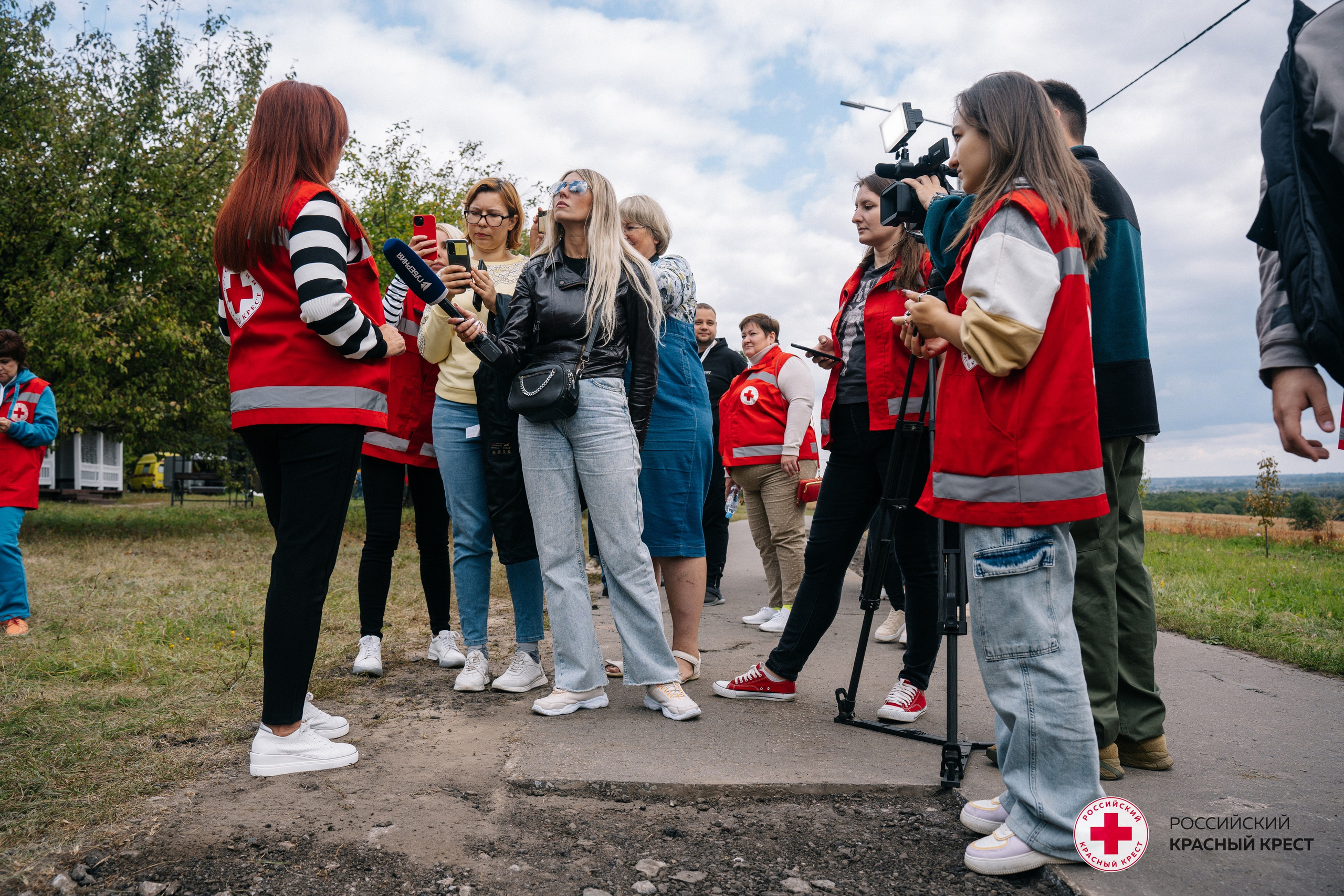 Красный крест | Дегас, медвежья берлога. Фотограф в Воронеже Ольга Космодемьянская