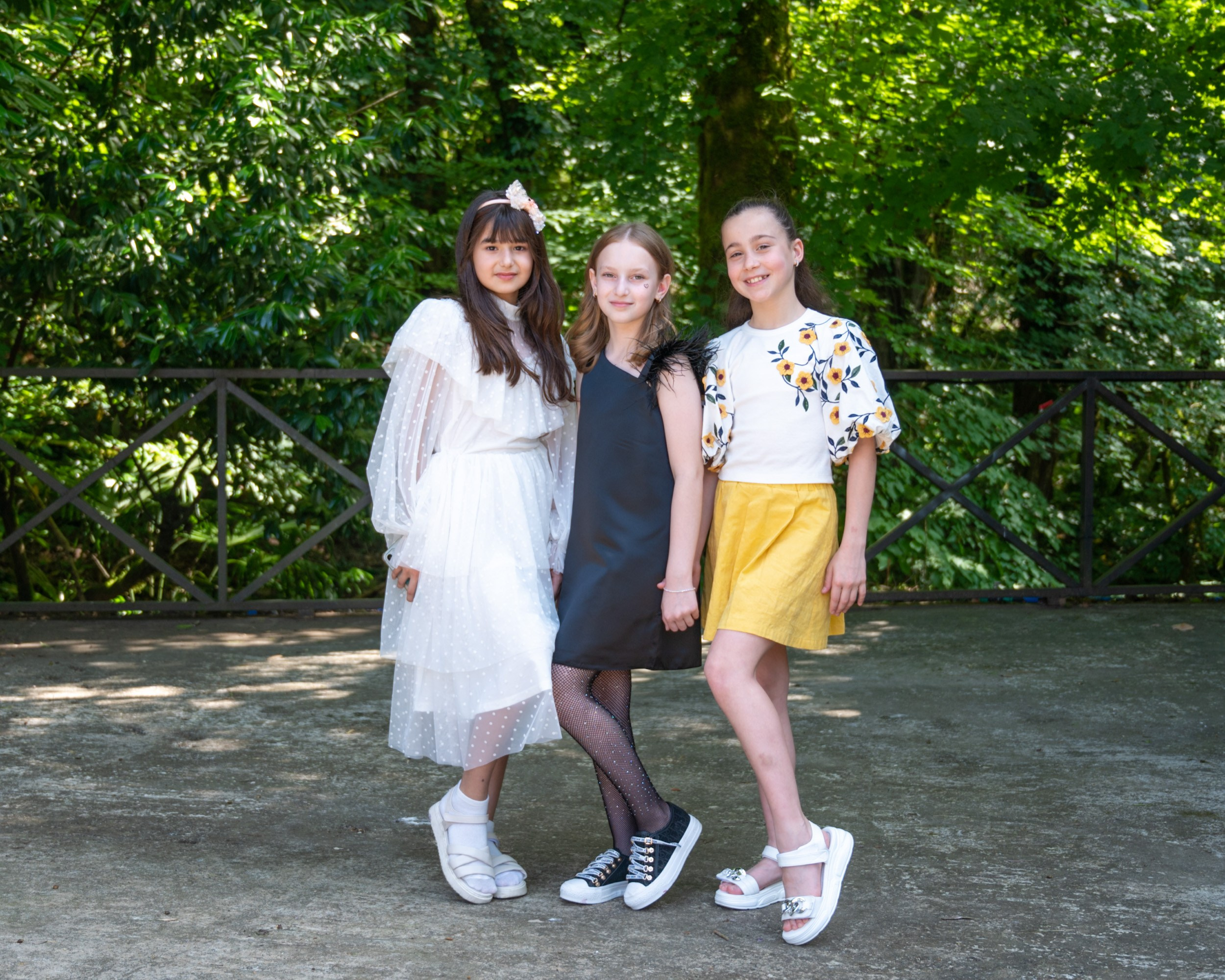 Праздник окончания учебного года 2024. Фотографирую счастливых людей в Сочи