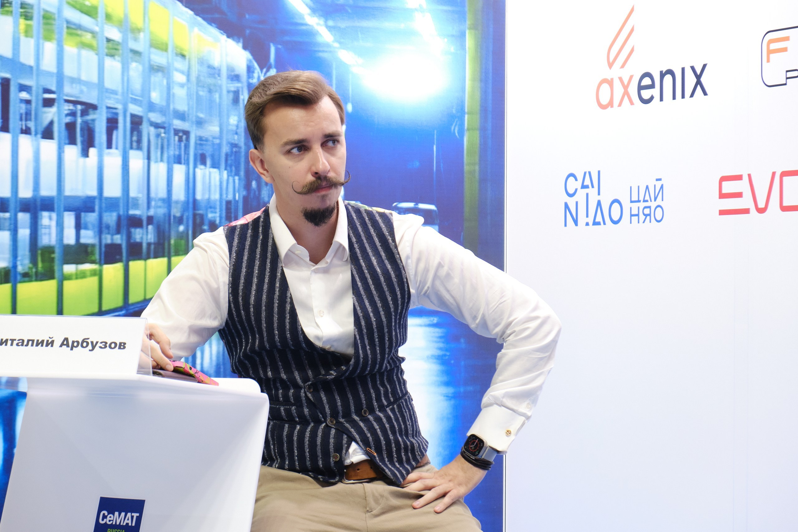 Выставка CeMAT. Репортажный фотограф в Москве Денис Тамко