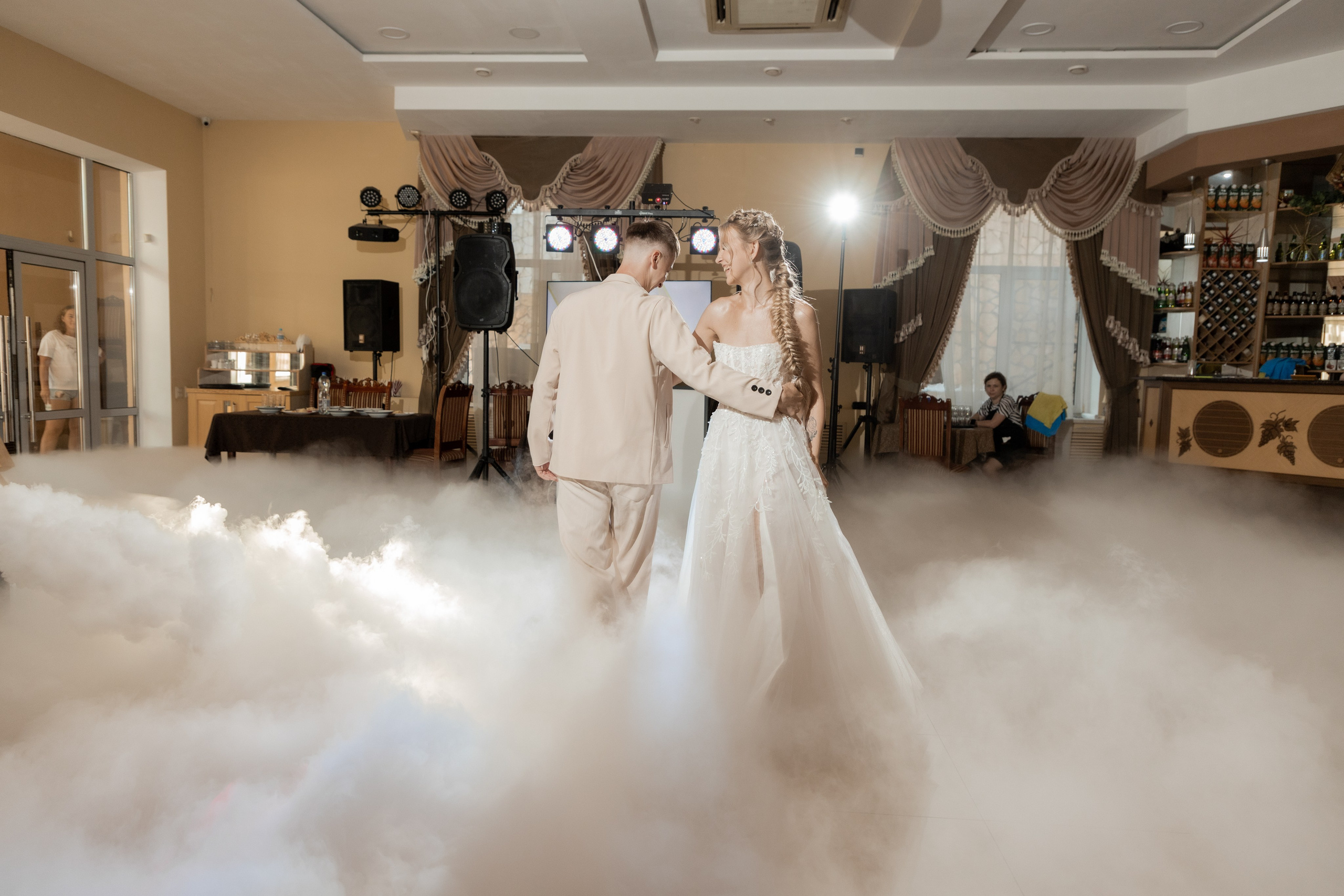 Роман и Александра (банкет). Свадебный фотограф Ангелина Сунгатулина | Саратов | Балаково | Вольск