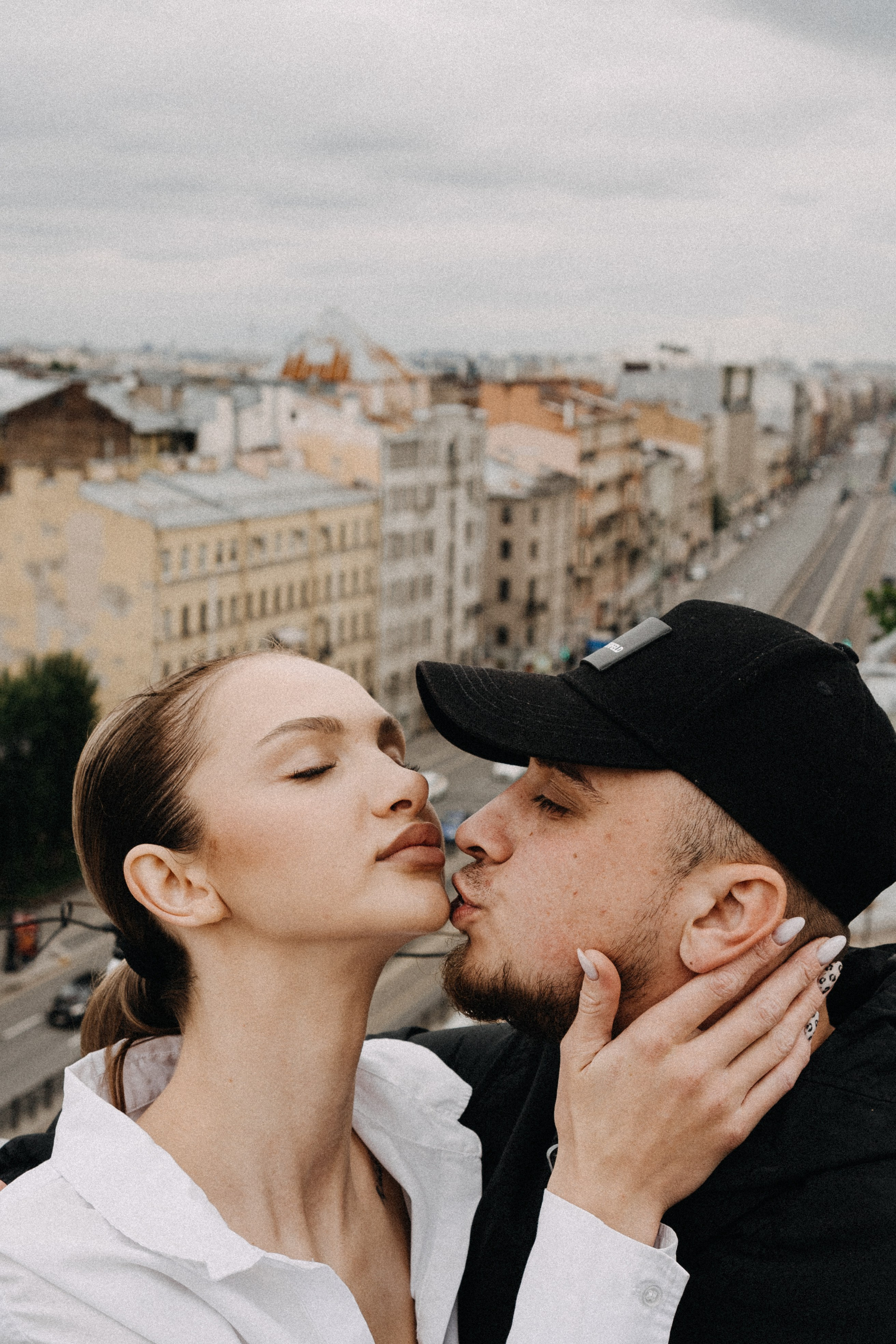 МЫ ГУЛЯЛИ ПРО КРЫШАМ ПИТЕРА. Профессиональный фотограф, Санкт-Петербург — Виктория Богомолова
