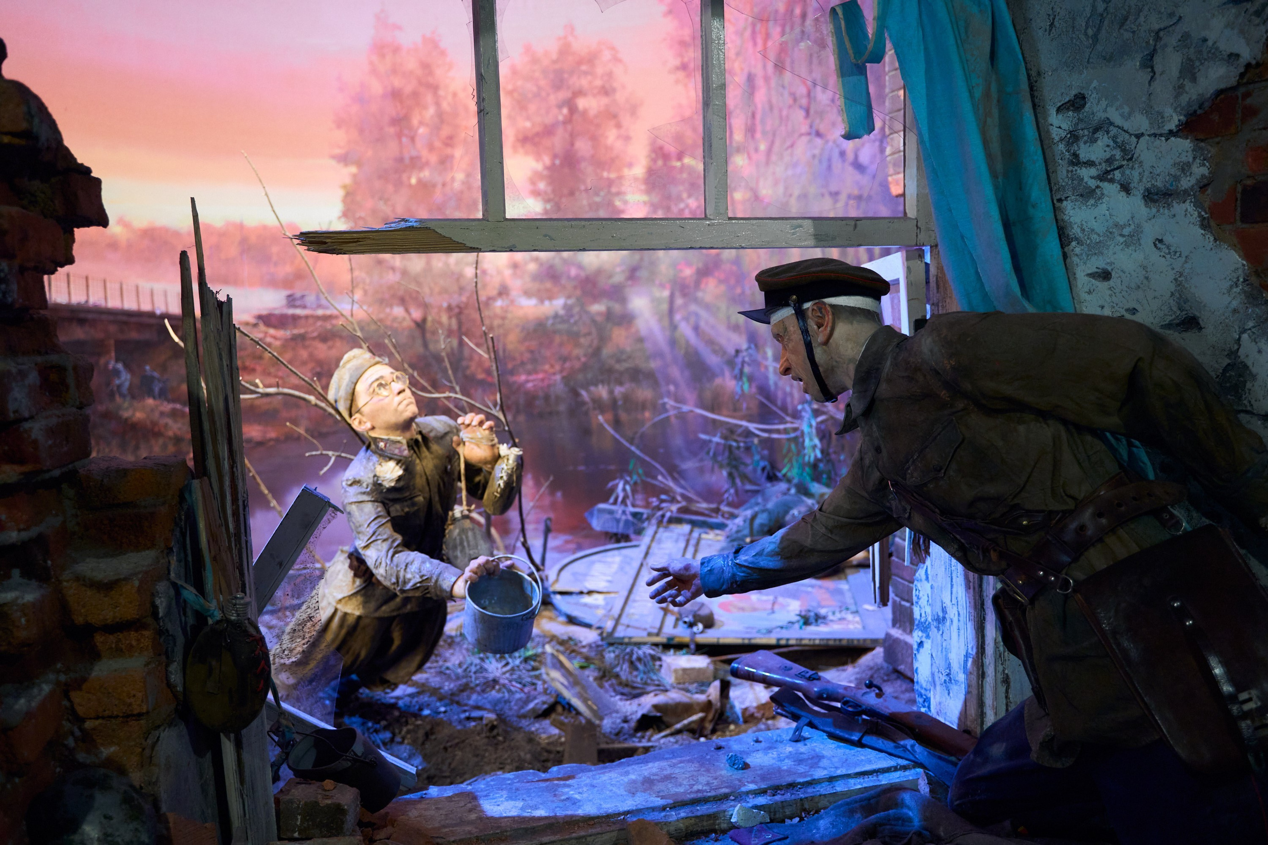 Контакты. Репортажный и портретный фотограф в Москве — Сергеев Илья