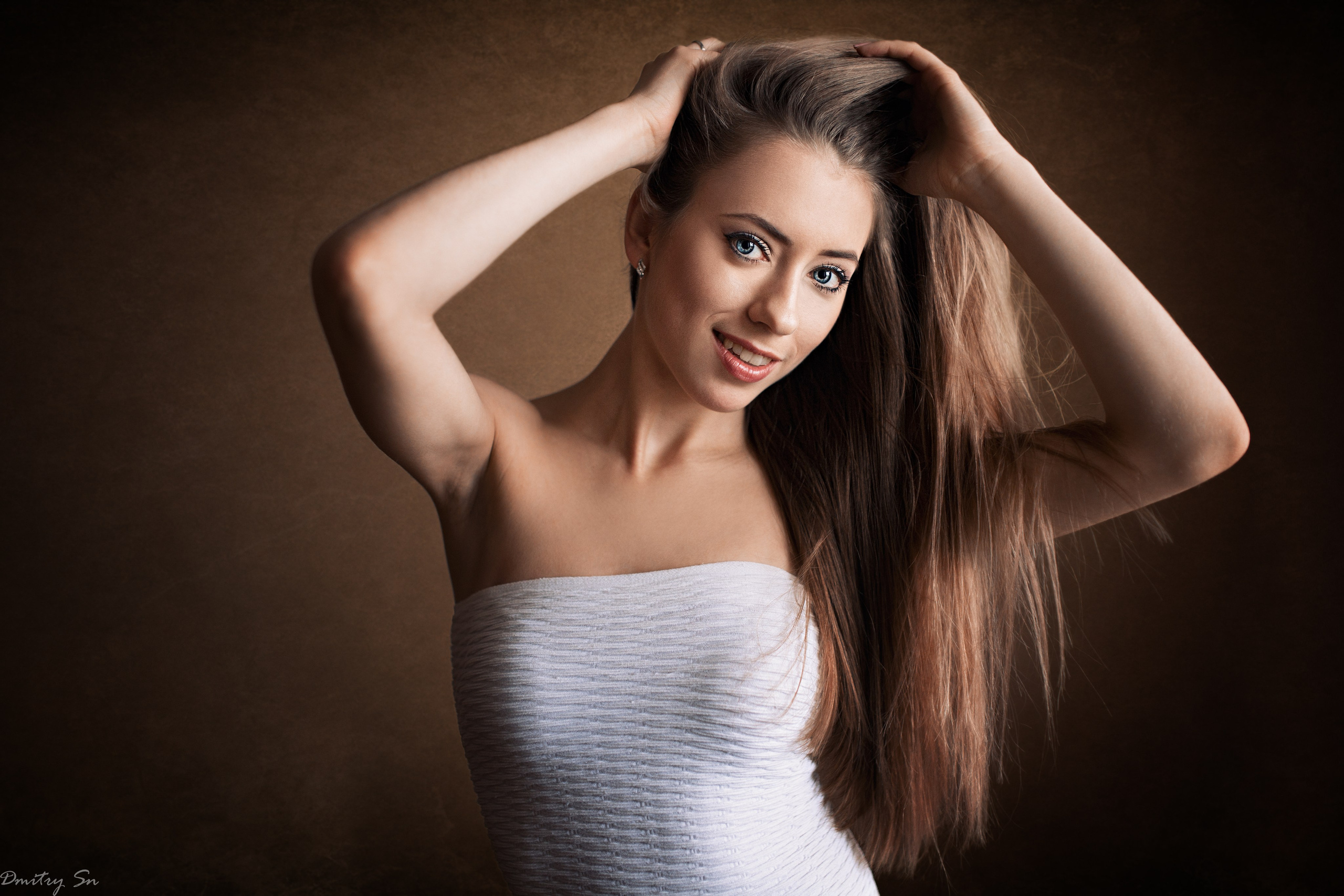 Портреты у окна с Викторией для «себя»