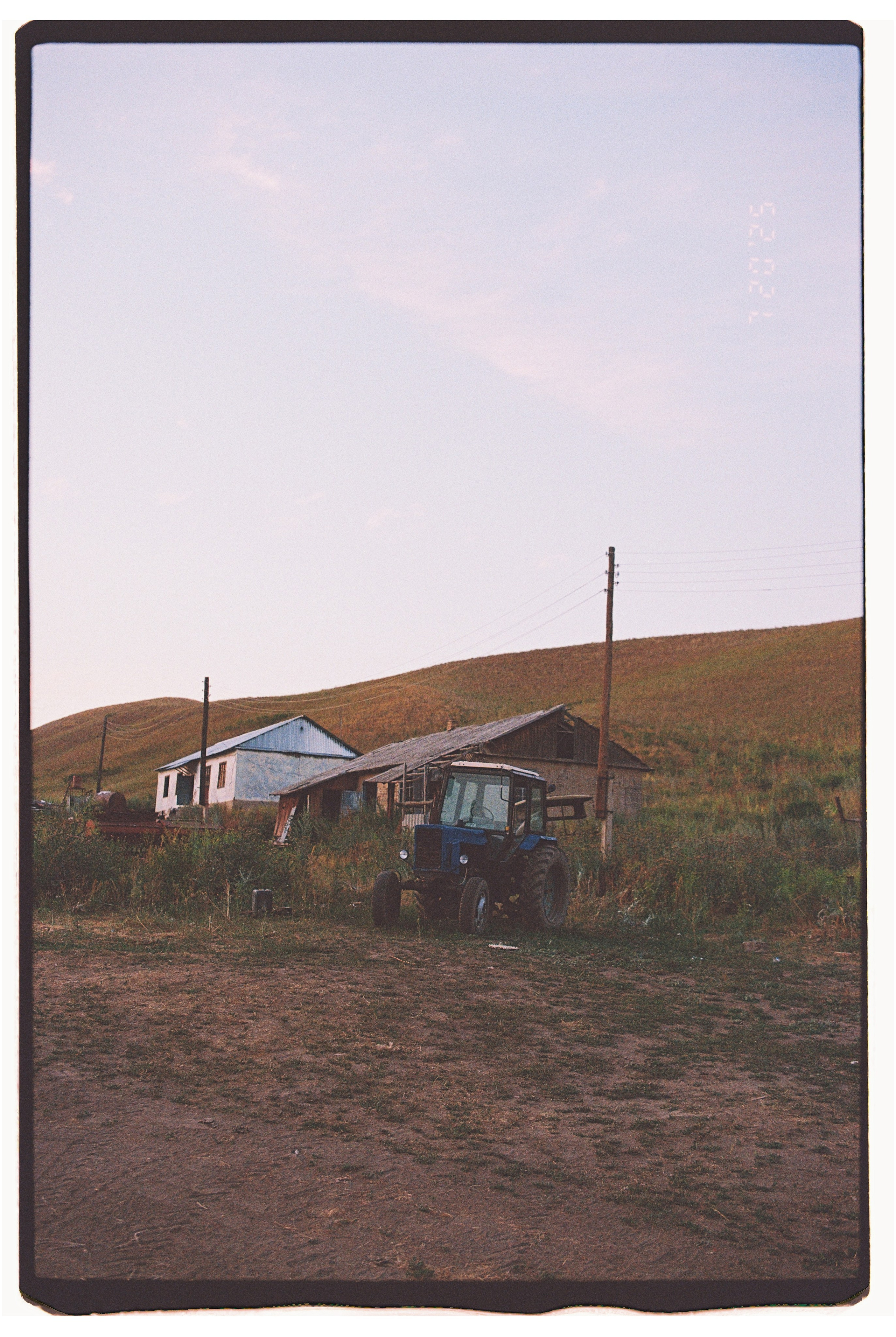 2025 — Путешествия на плёнку. Фотограф в Алматы — Алексей Коньков | Репортаж, свадьбы, портреты