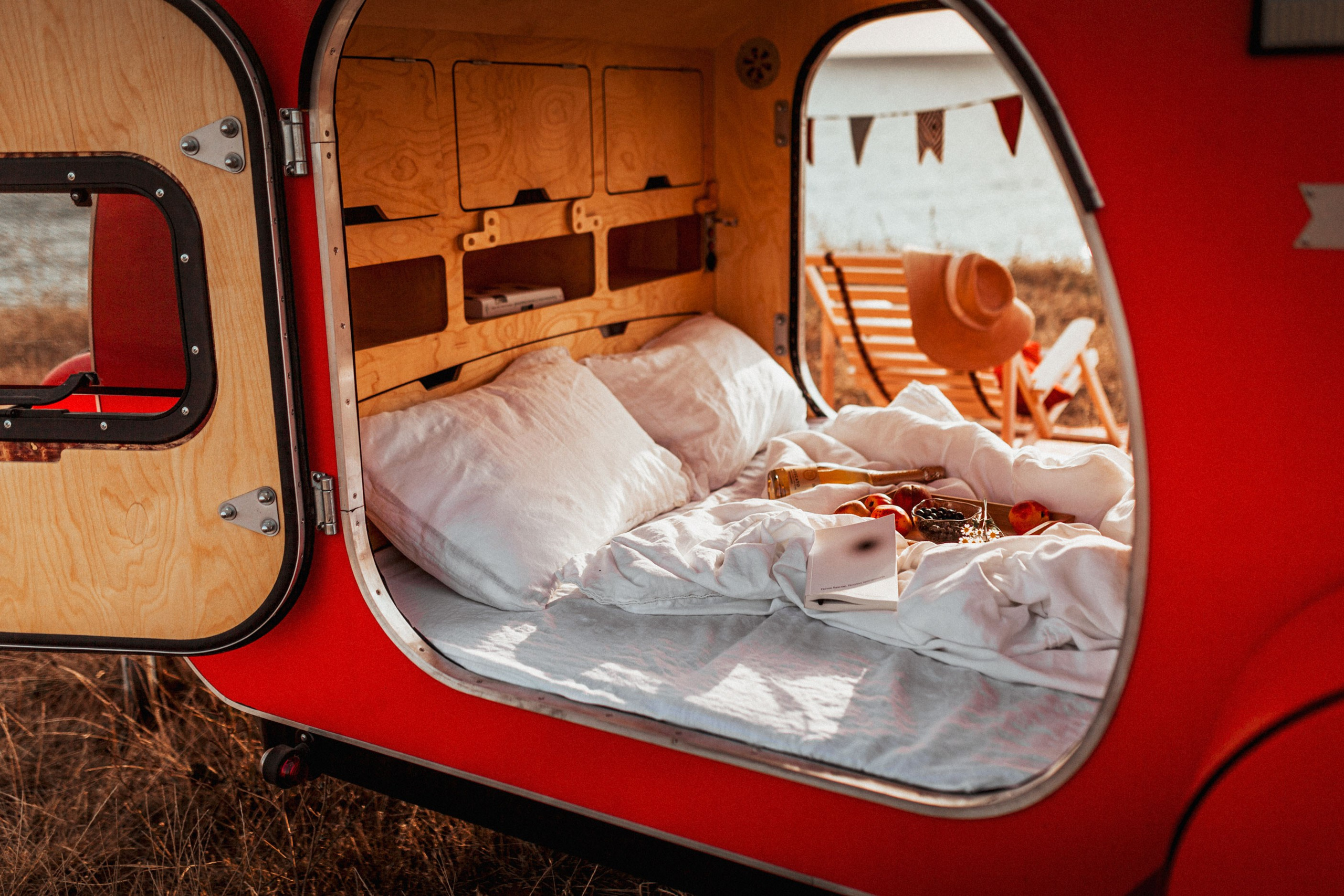 Контент для проката кэмпера. Контент фотограф в Симферополе и по Крыму Даша Пац