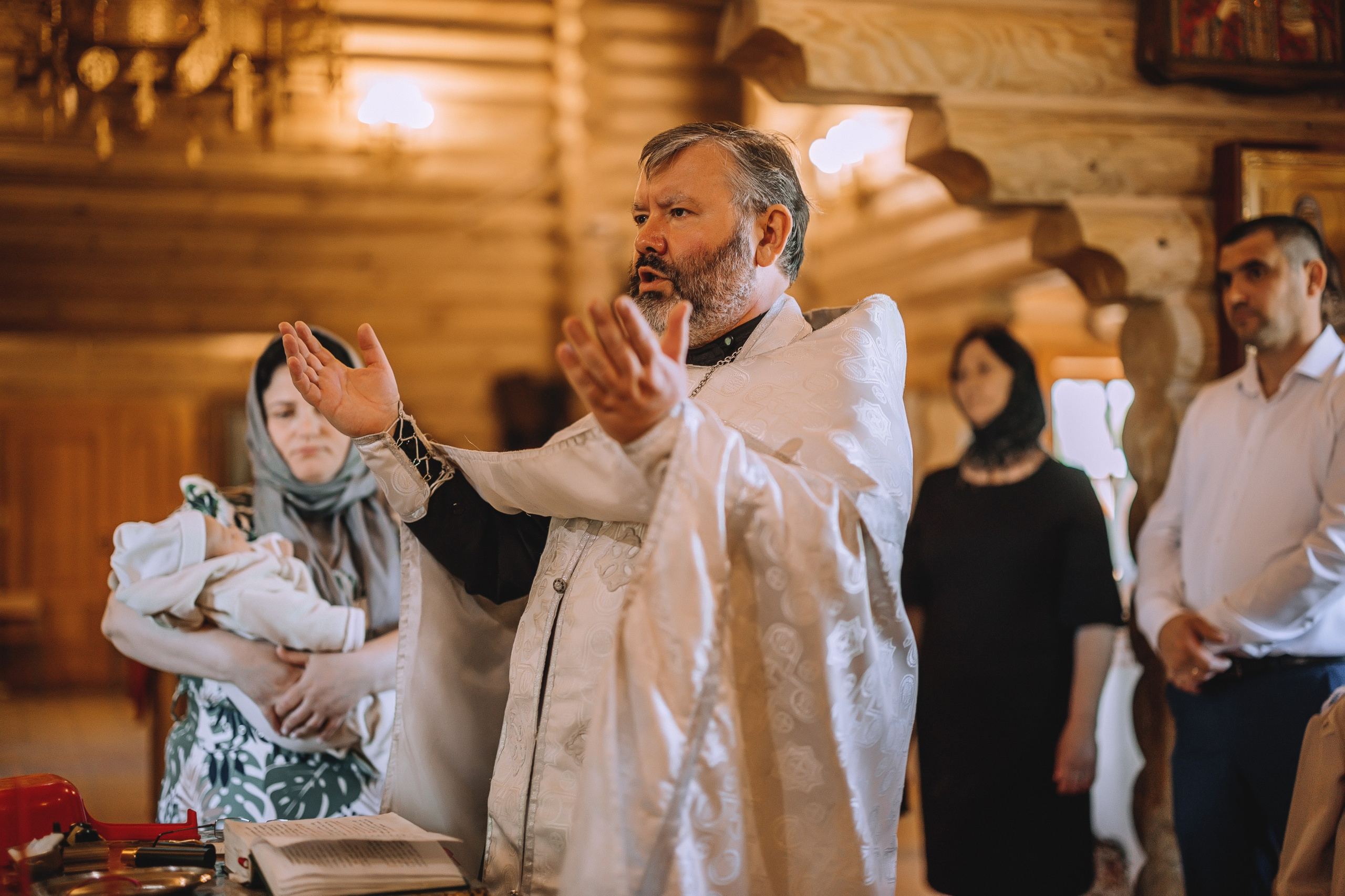 Крещение Елизаветы. Александр Антонов. Профессиональный свадебный, репортажный фотограф в Москве, Подольске. Фото+Видео на любой праздник