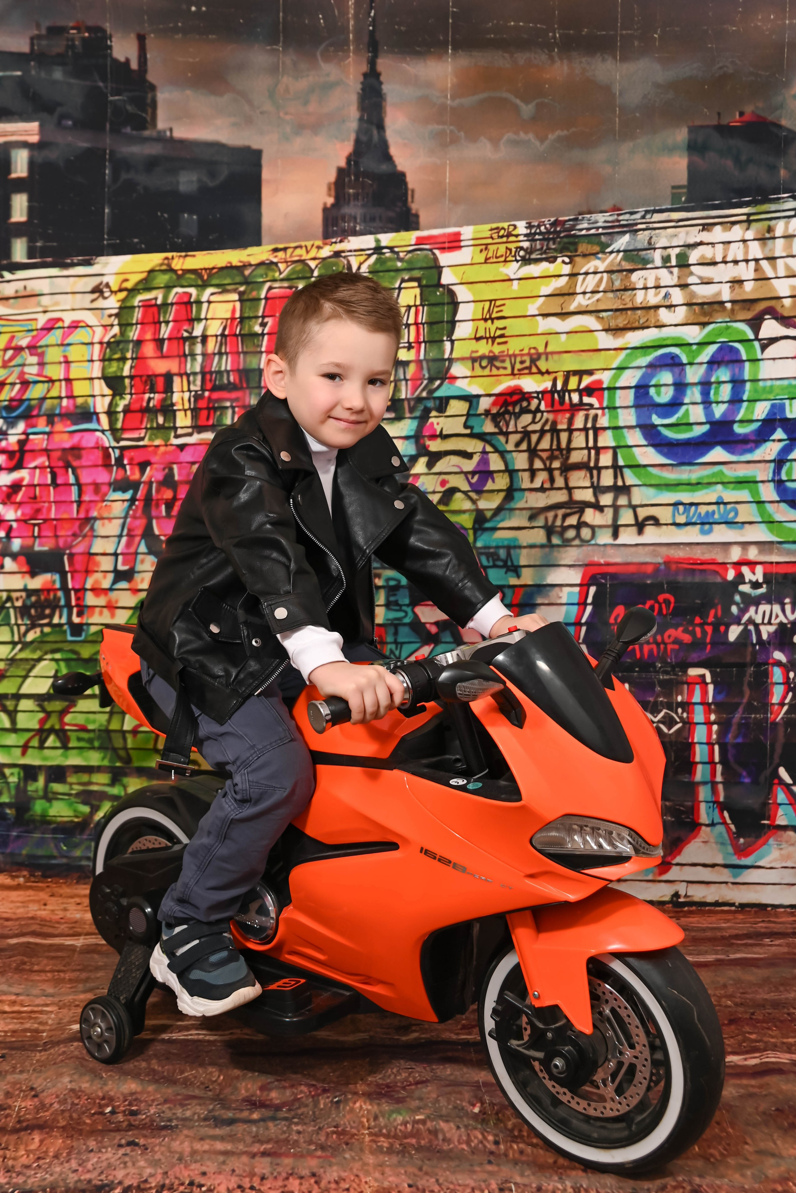 Рок. Выпускные альбомы для детских садов Санкт-Петербург