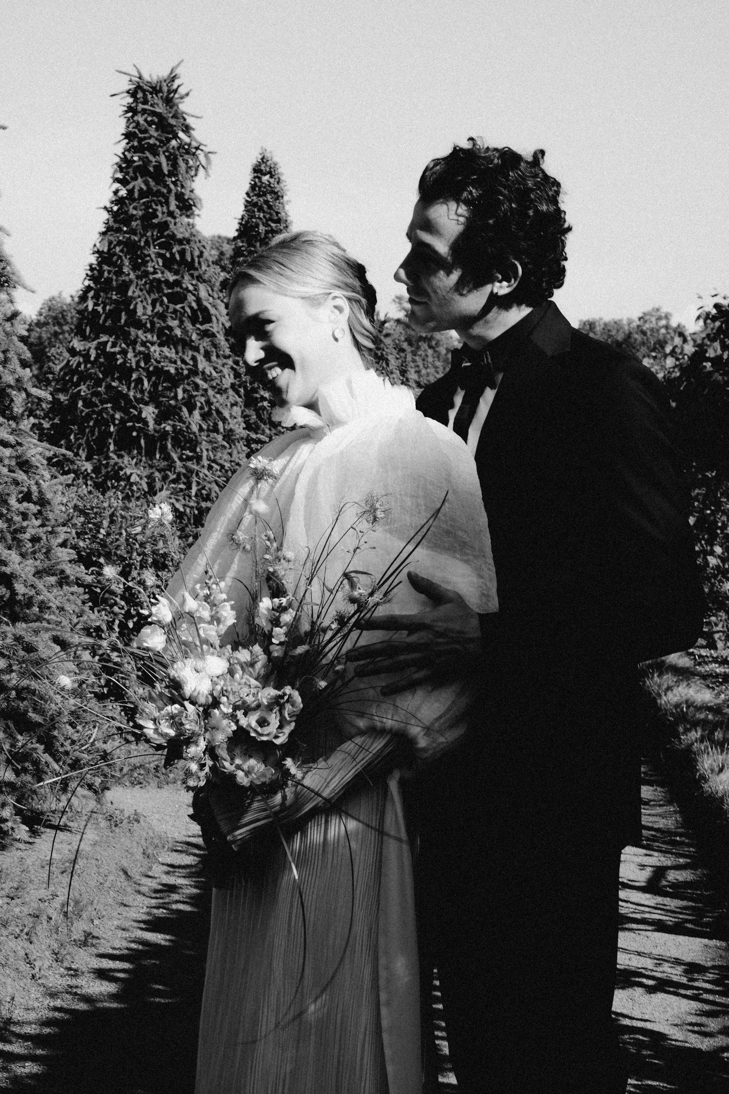 СВАДЕБНАЯ СЬЕМКА В ПАРКЕ ОРАНИЕНБАУМ. Профессиональный фотограф, Санкт-Петербург — Виктория Богомолова