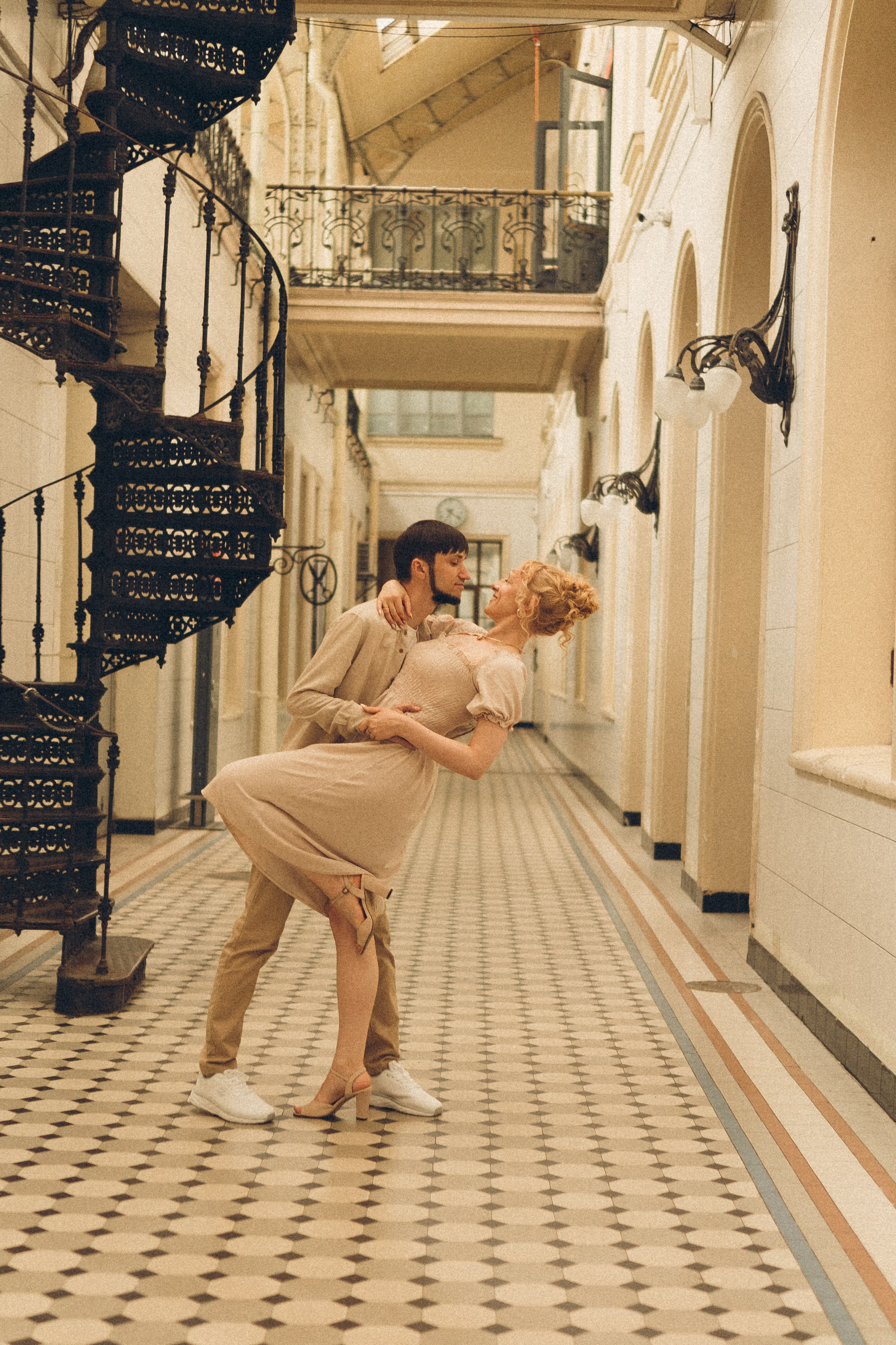 ПРОГУЛКА НА ВИТЕБСКОМ ВОКЗАЛЕ. Профессиональный фотограф, Санкт-Петербург — Виктория Богомолова