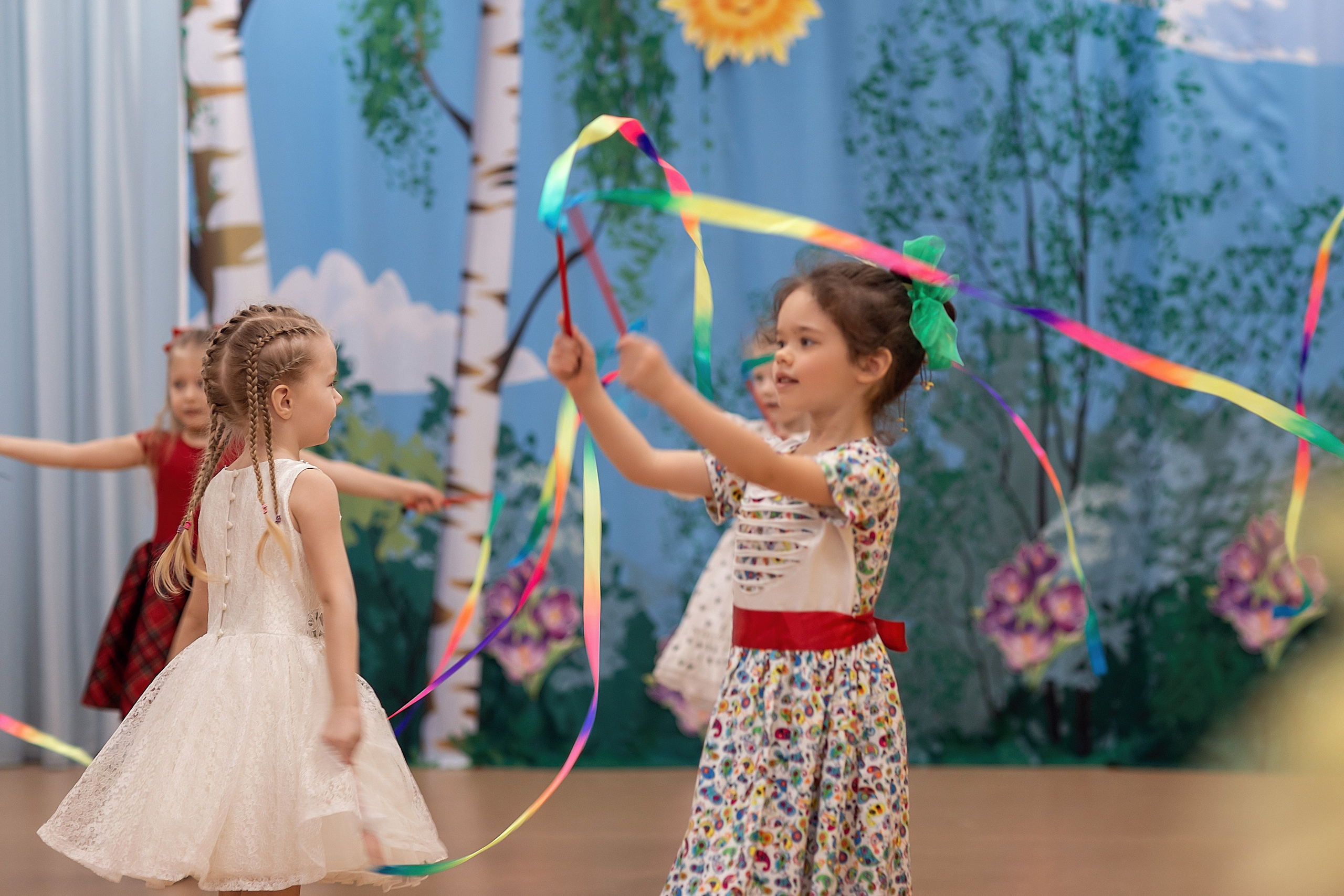 Весенний утренник_старшая группа_2025. Семейный фотограф в Санкт-Петербурге