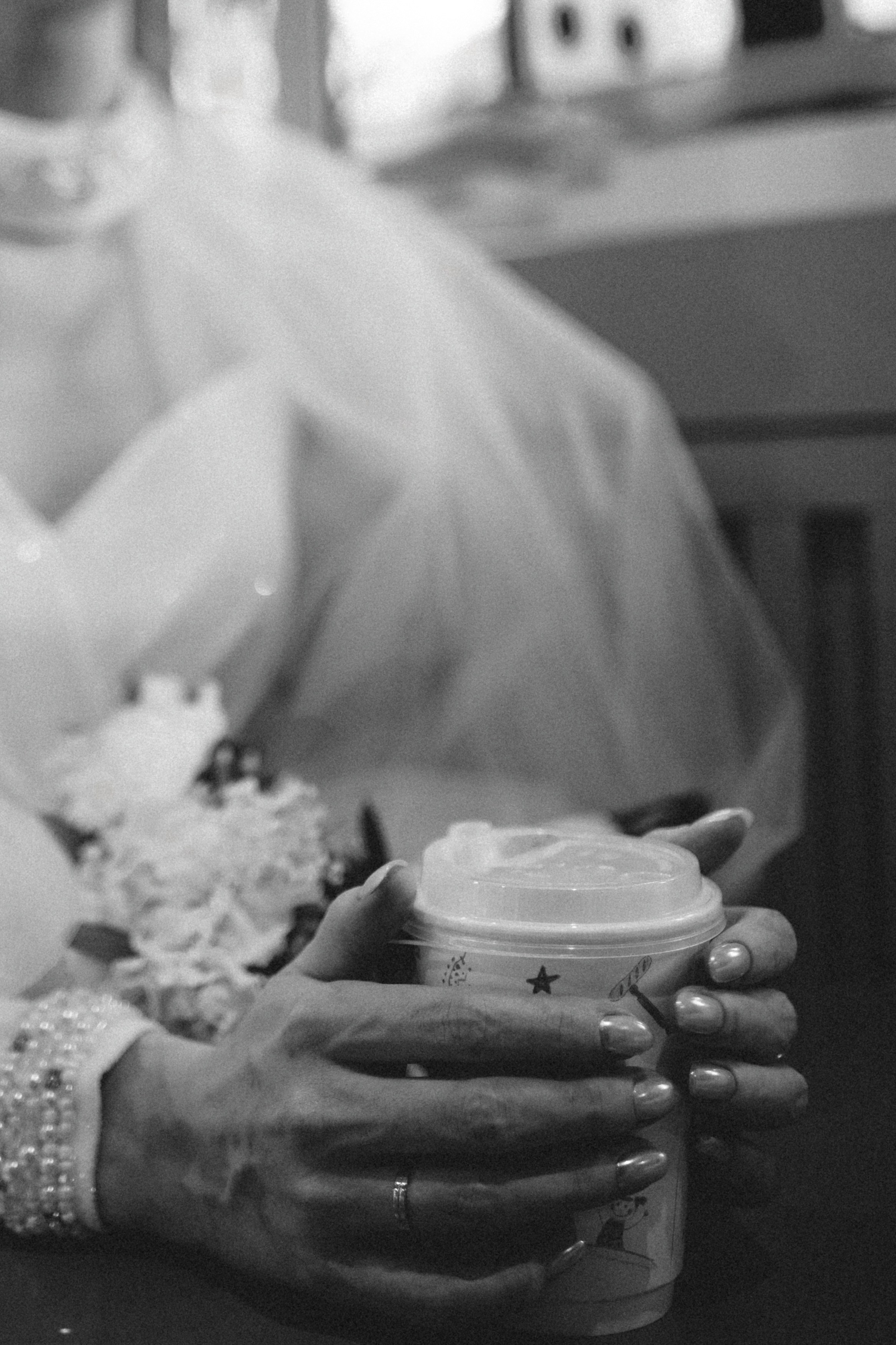 Владислав и Юлия Вечерняя прогулка по городу. Свадебный Фотограф в Иркутске Екатерина Елисеева