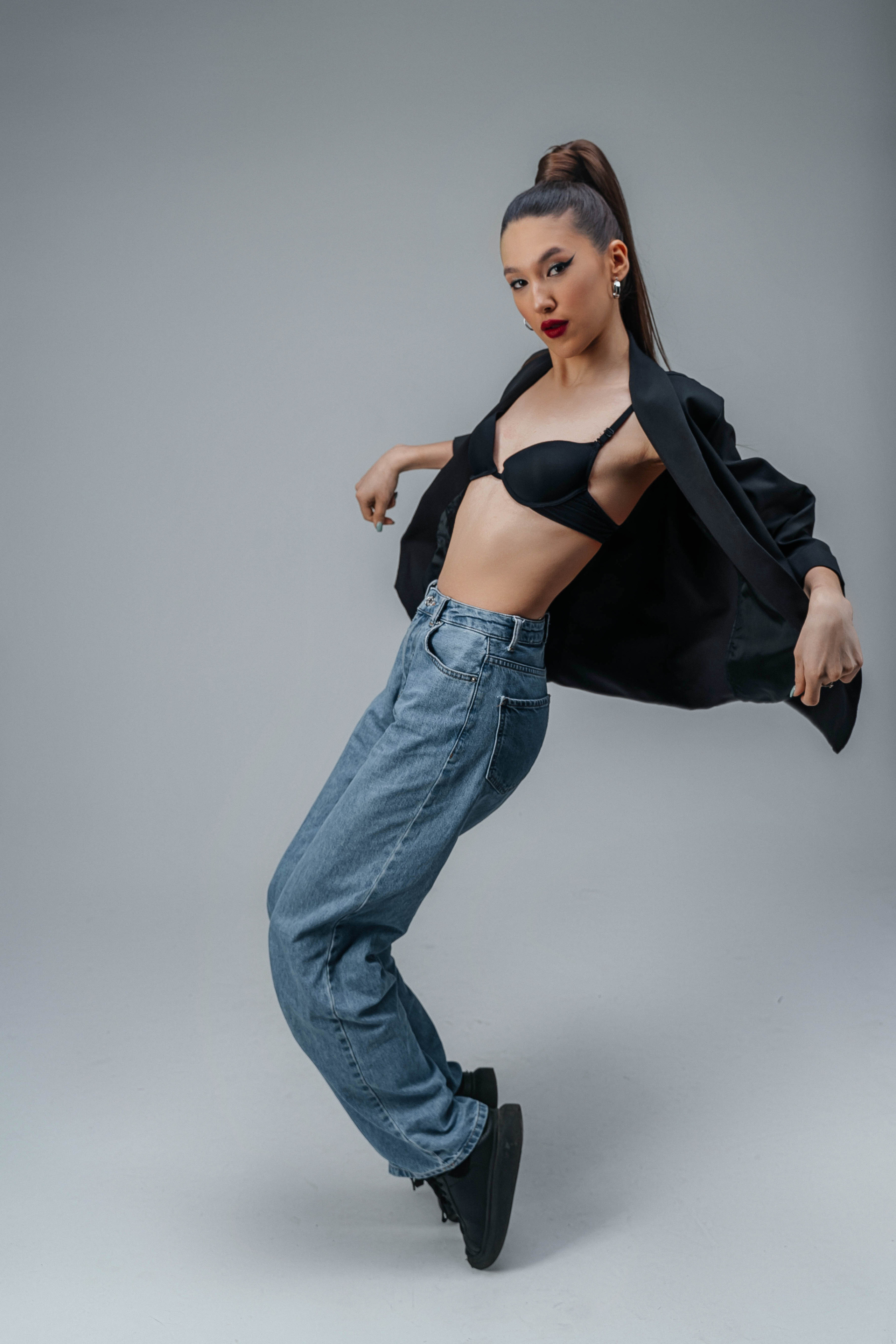 Студийный минимализм. Виктория Алпеева — фотограф по любви