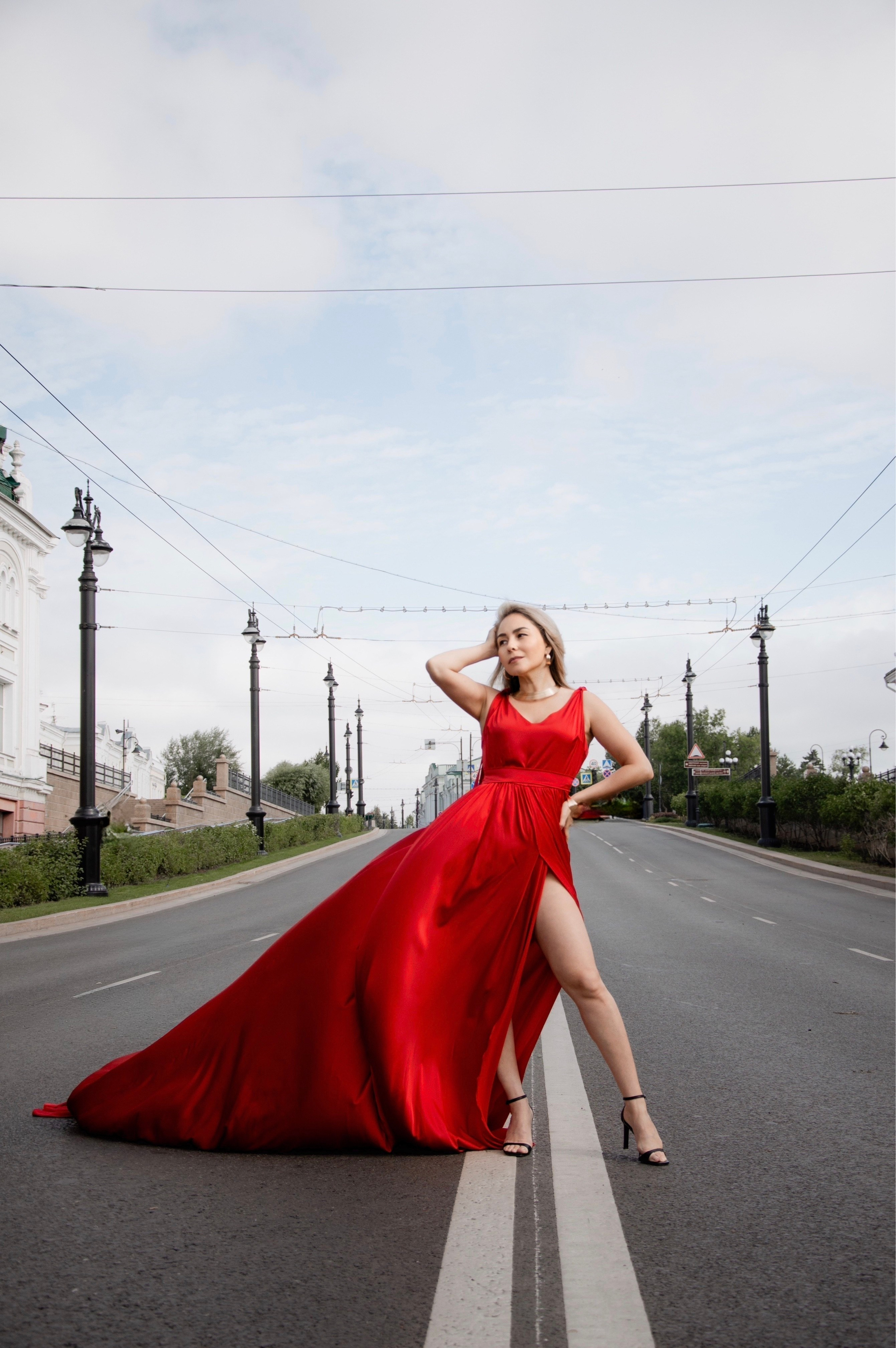 Летящие платья. Мобильный фотограф в Омске