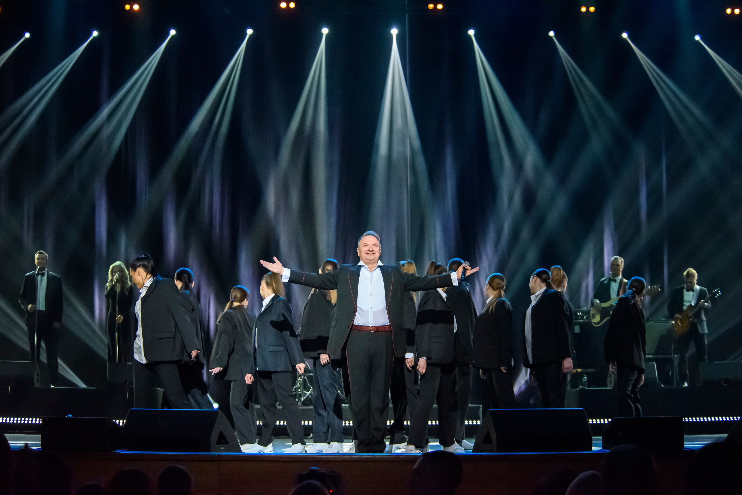 Лариса Рубальская «40 лет с песней по жизни» — Крокус Сити Холл. Бренд-фотограф для экспертов и блогеров в Москве Влада Горбовская