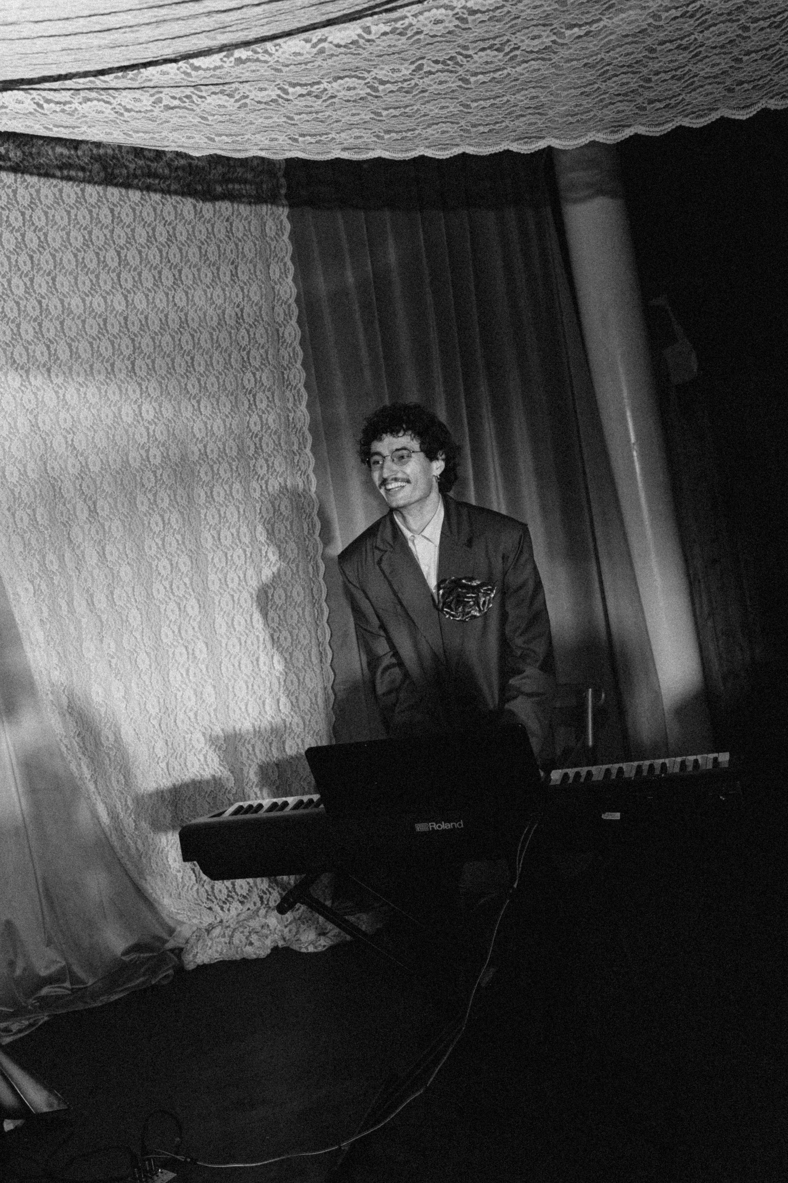 Куда иголочка — туда и ниточка. Свадебный фотограф Наташа Алешина