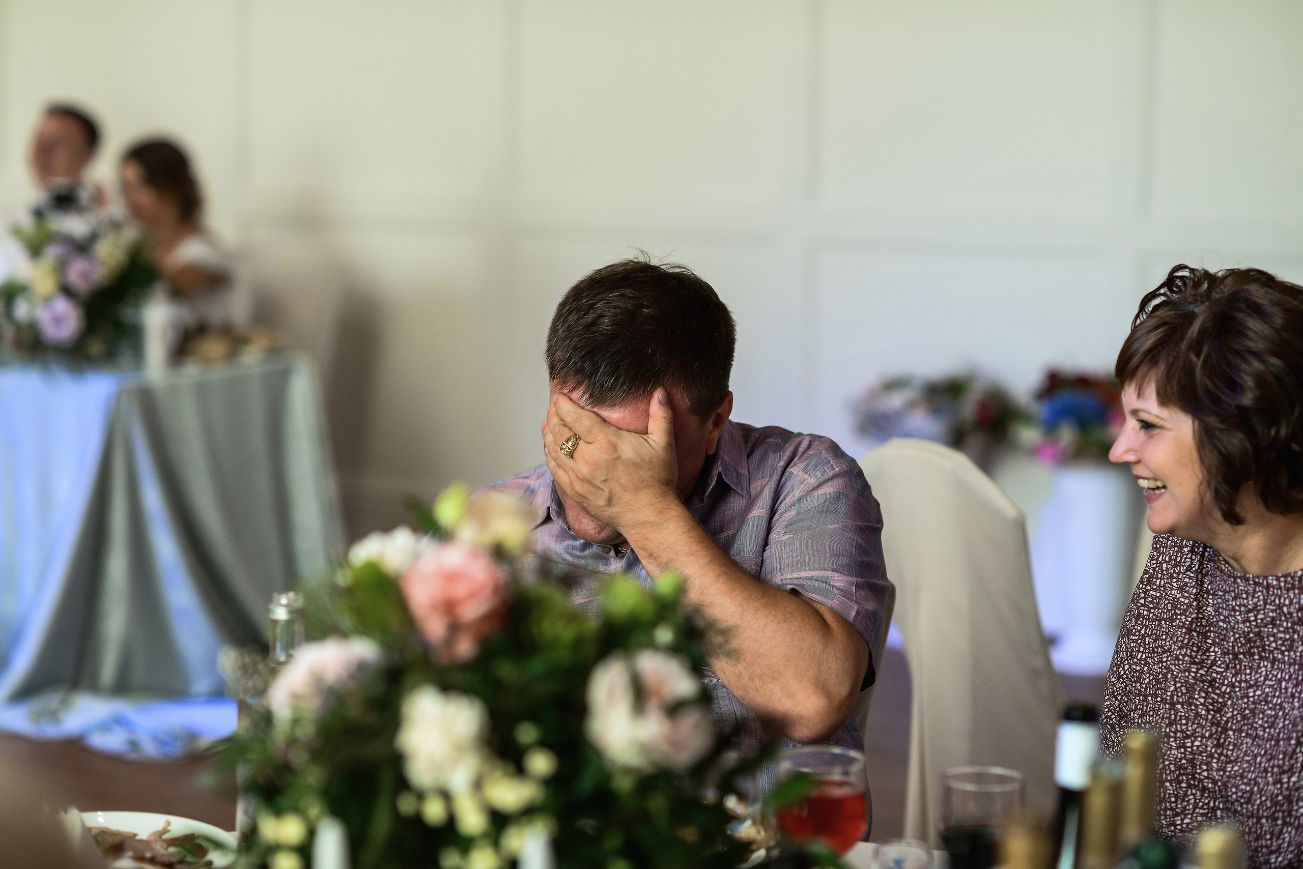 💐 Радик и Яна — душевная загородная свадьба в Villatic | Теплые фото под Красноярском. 📸 Свадебный и семейный фотограф в Красноярске Тихомиров Евгений | 17 лет опыта | 800+ свадеб