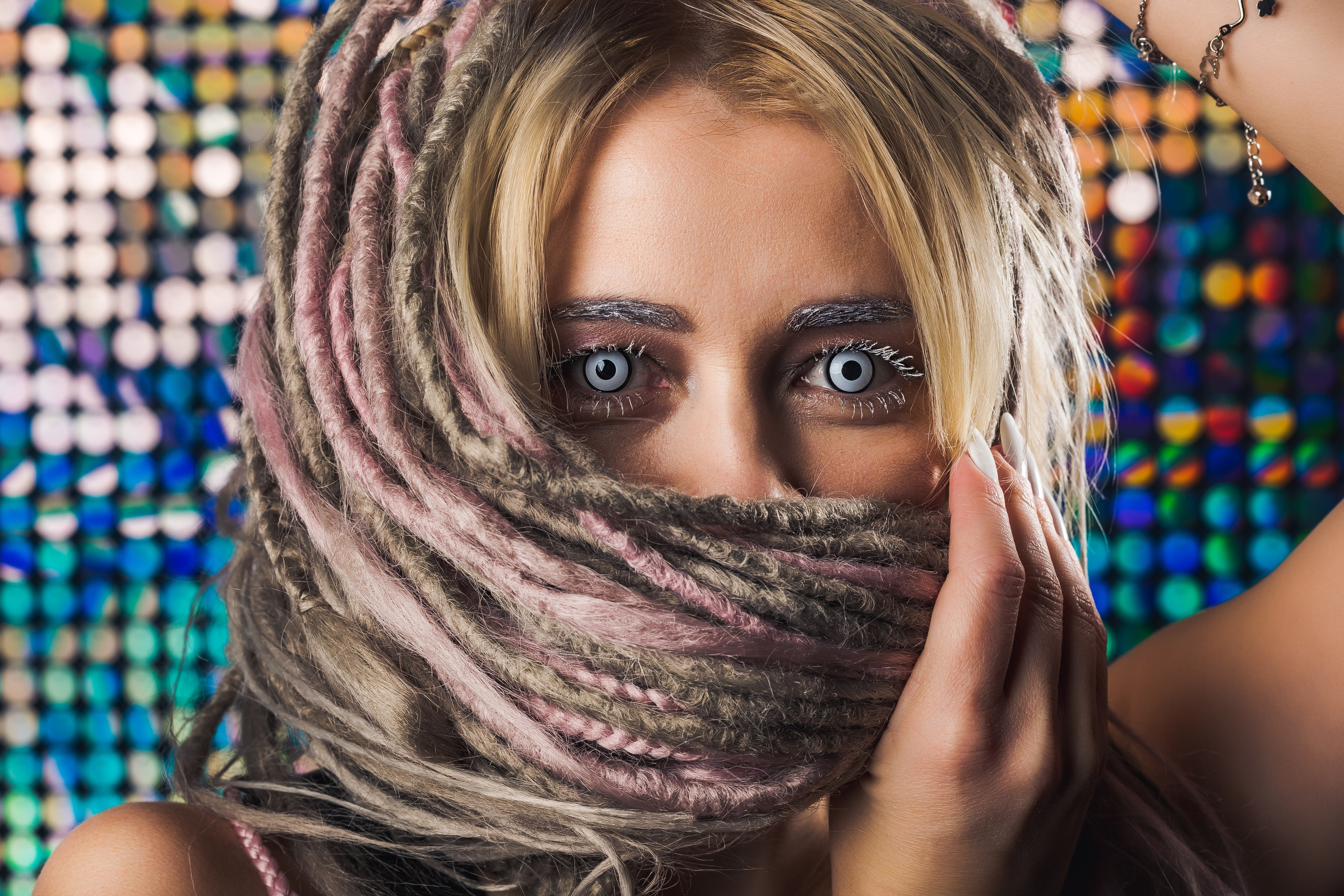 2023. Социофобушек, фотографирует социофобушков. Фотограф в Санкт-Петербурге