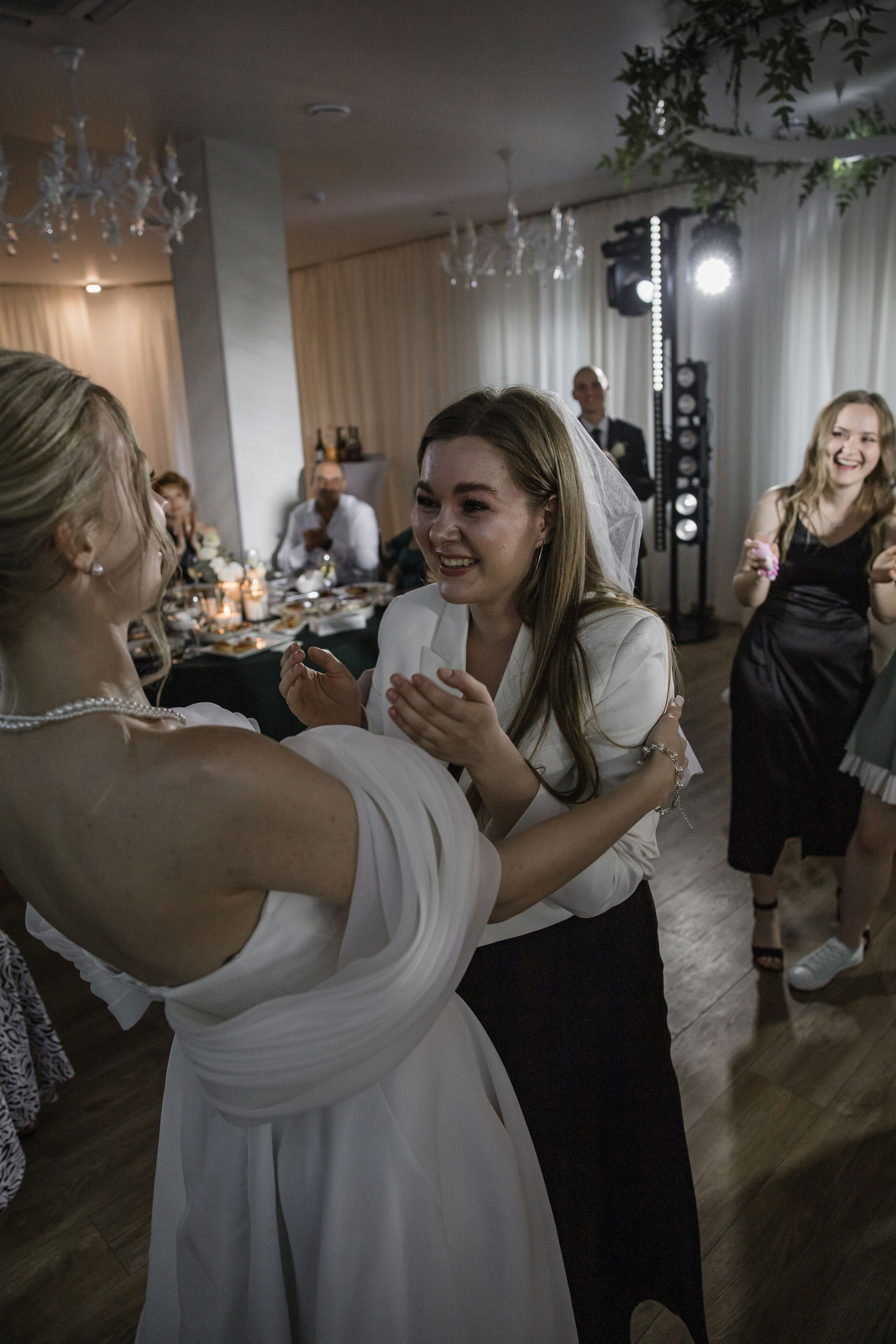 Виктор & Анастасия. Свадебный фотограф в Новосибирске Анжелика Шамсутдинова