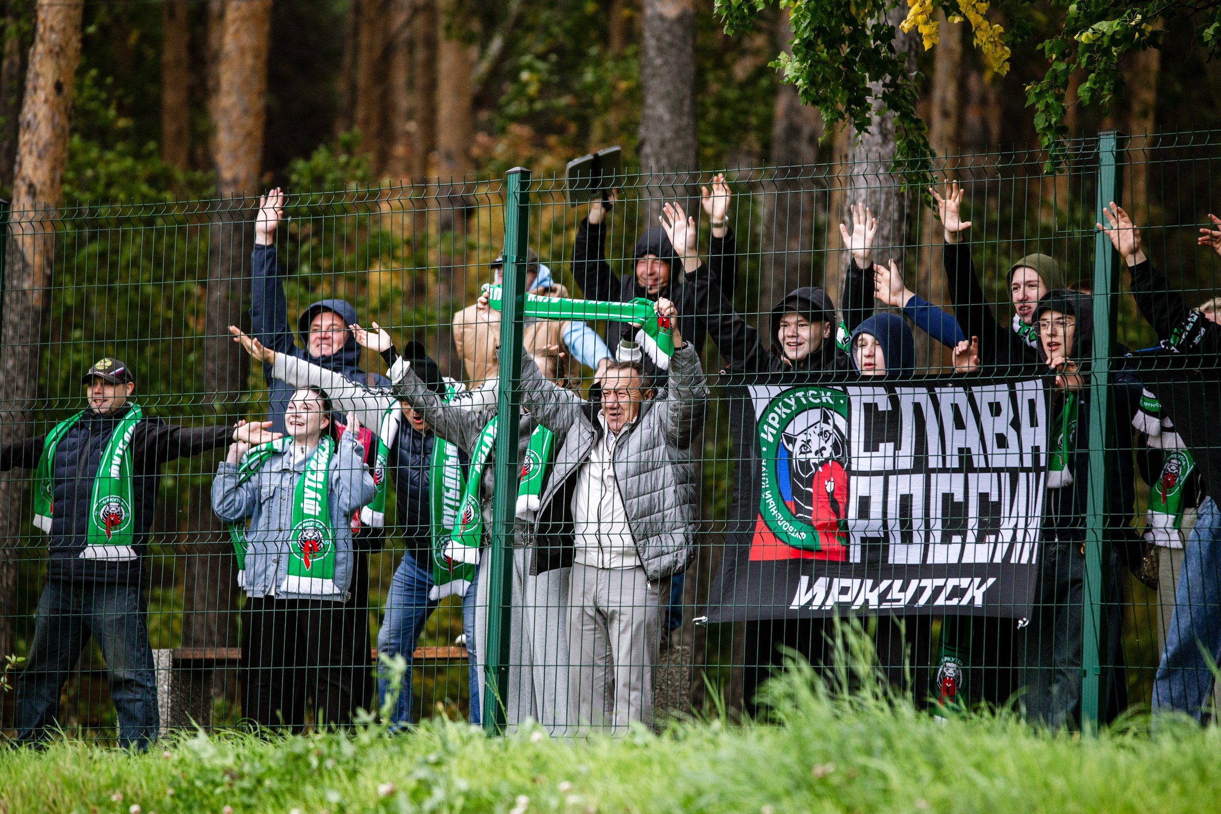 Первенство России по футболу LEON-Вторая лига Б | ФК Иркутск — Космос (Долгопрудный) | 14.09.25. Фотограф в Иркутске Евгения Айвазова