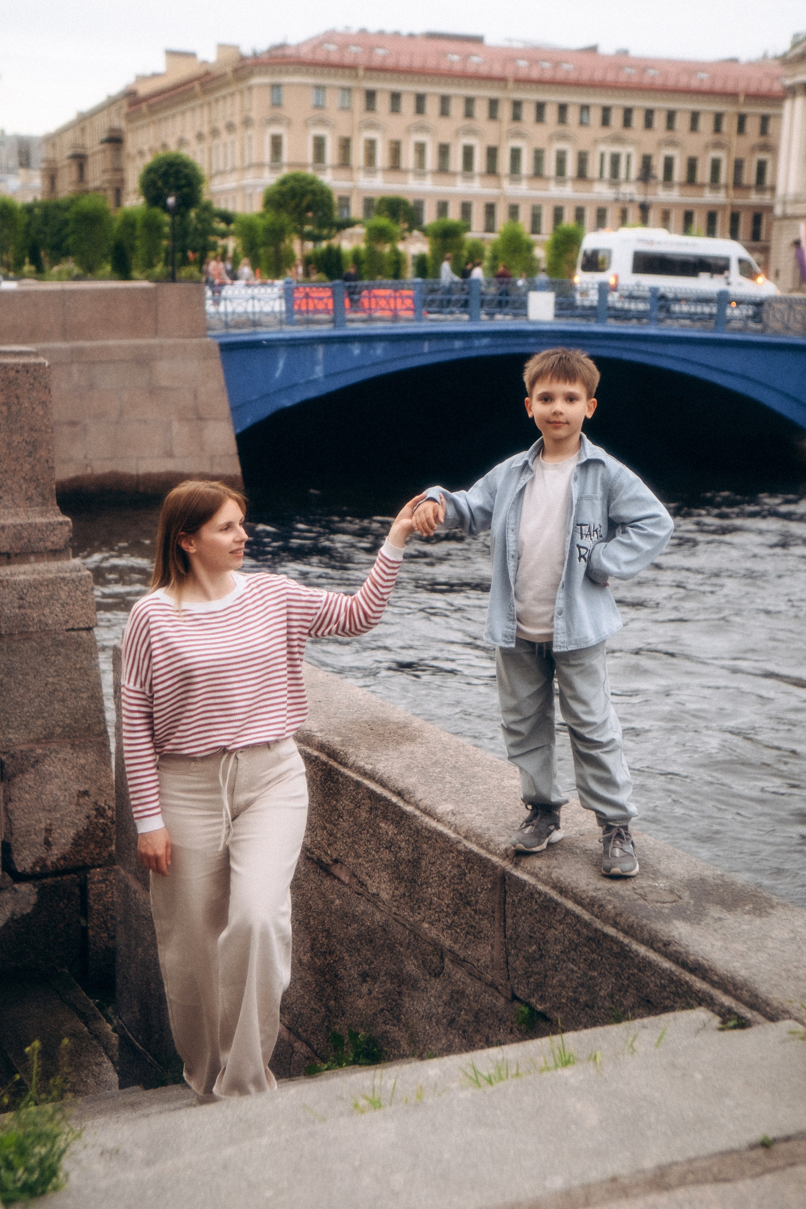 Семейная прогулочная фотосессия в Спб. Фотограф в Санкт-Петербурге Кристина Брянская