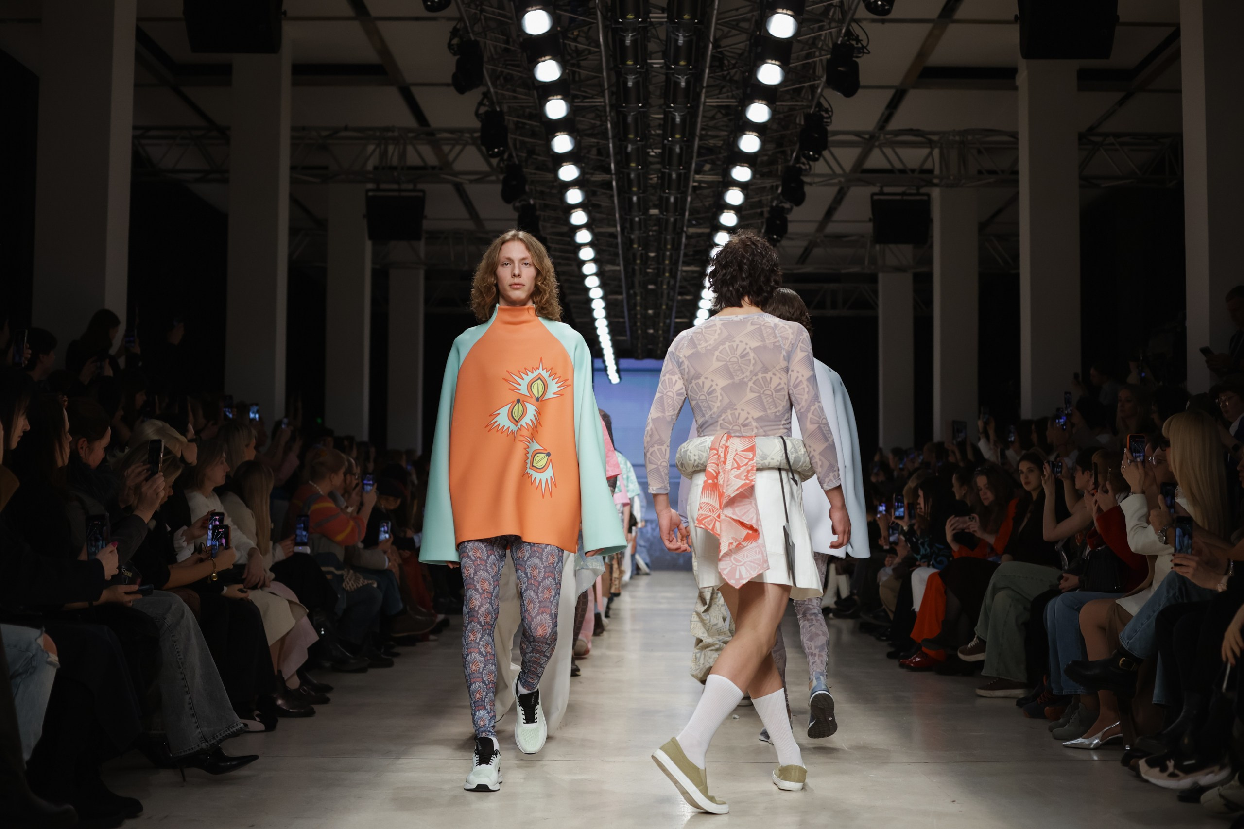 Показ IVAN KUTUZOV — Moscow Fashion Week 18/03. Jane Kudryavtseva — Репортажный и портретный топ фотограф Москва