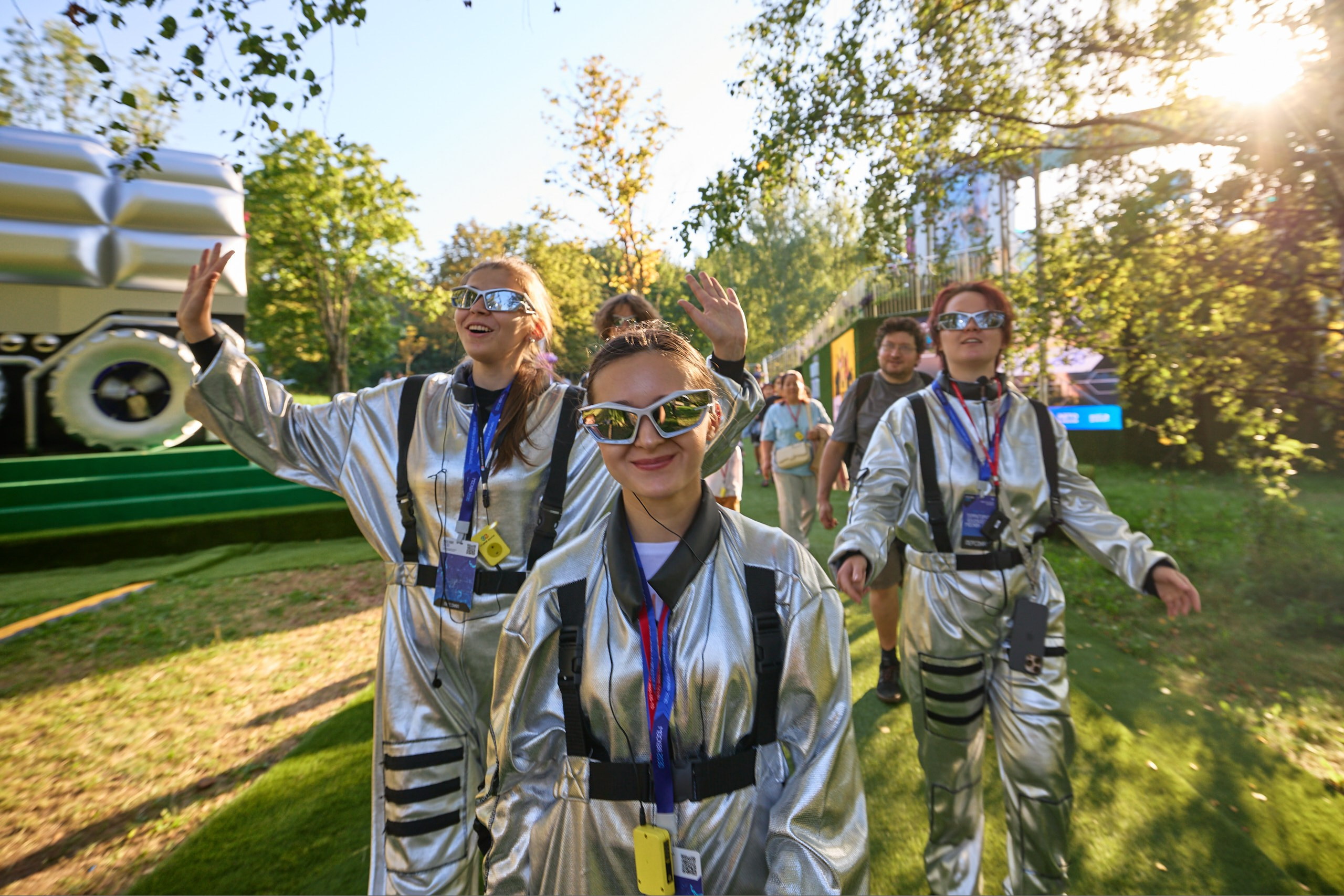 Фотожурналист снимает событие в Гостином дворе Москва