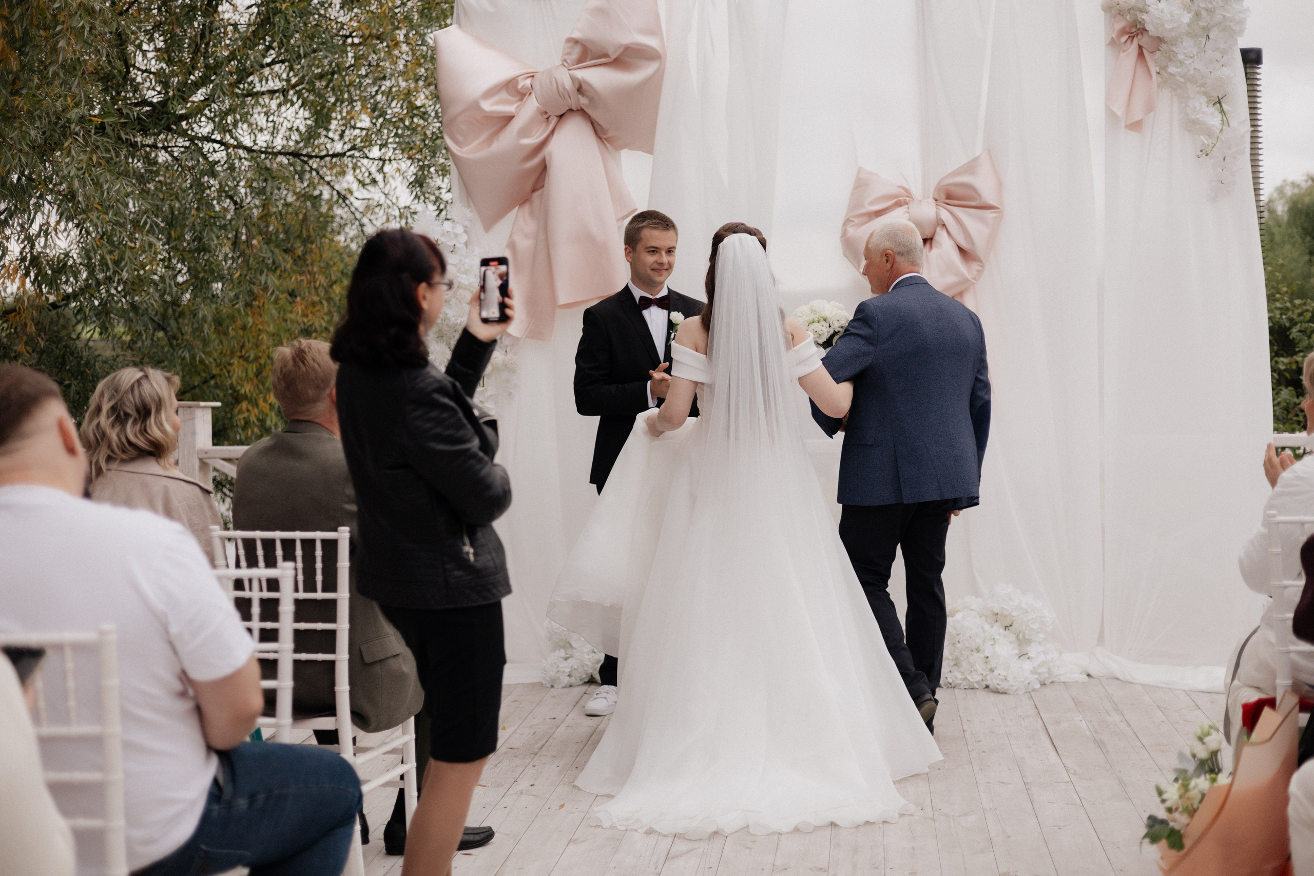 Аня и Саша. Свадьба в Юдино парк. Свадебный и портретный фотограф в Москве Анастасия Масюк