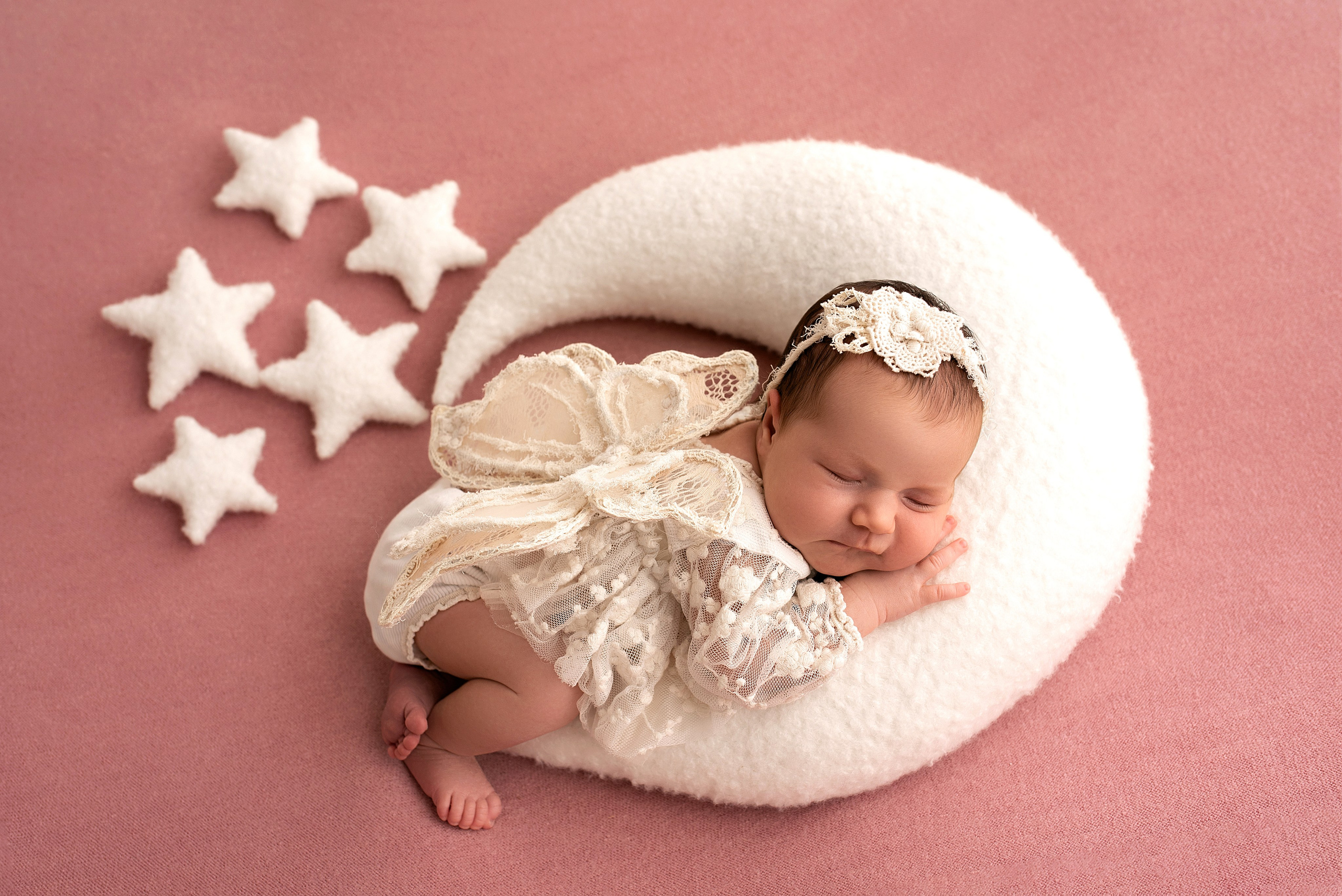 Новорождённые девочки. Детский фотограф новорождённых в Минске Боровик Екатерина