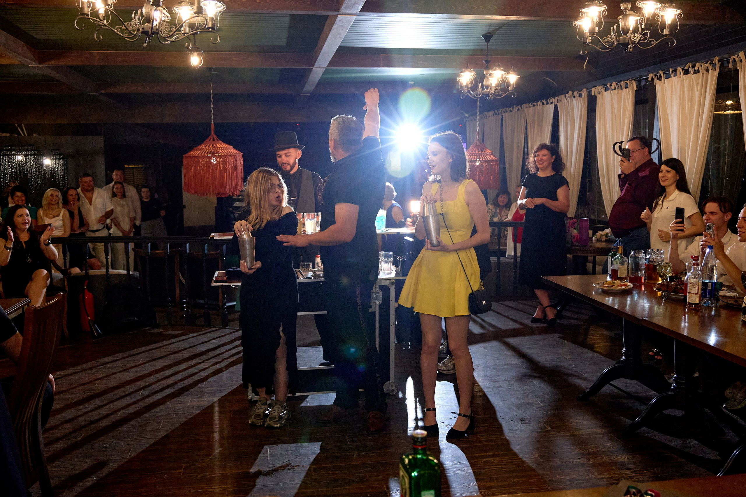 Выпускной 35 Сош. Фотограф Выпускные альбомы Таганрог Сергей Коробченко