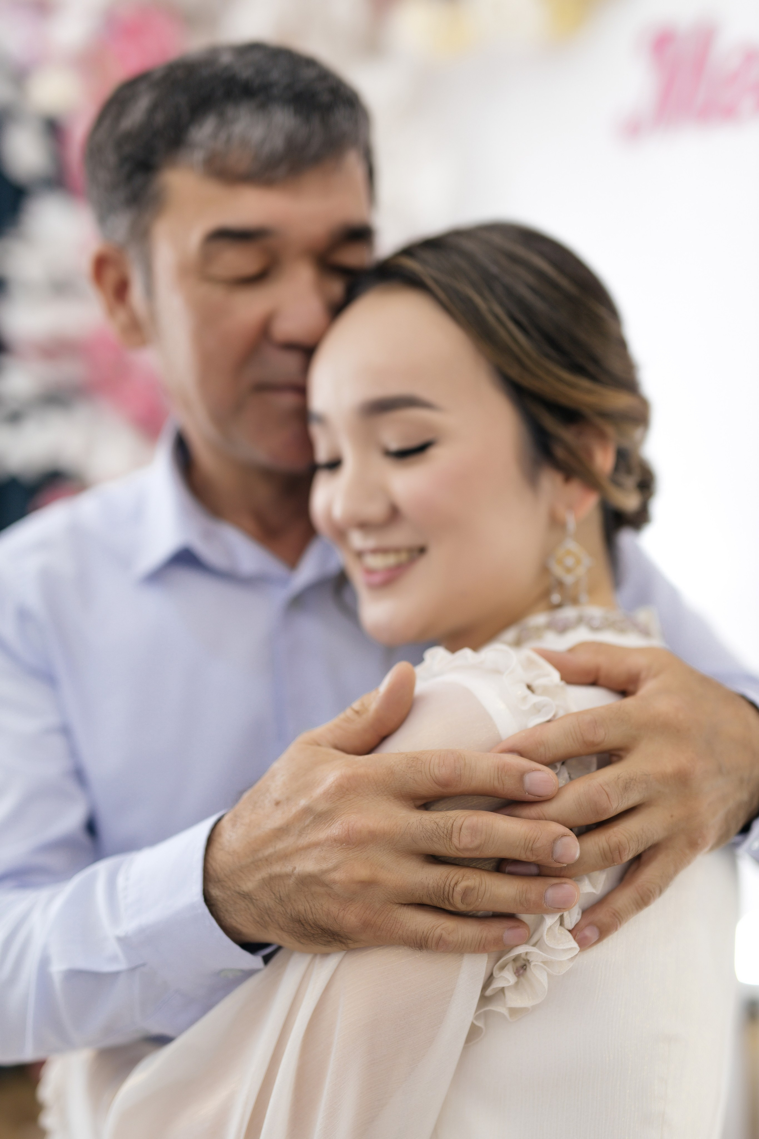 Moldir — syrğa salu. Wedding and Love story Photographer