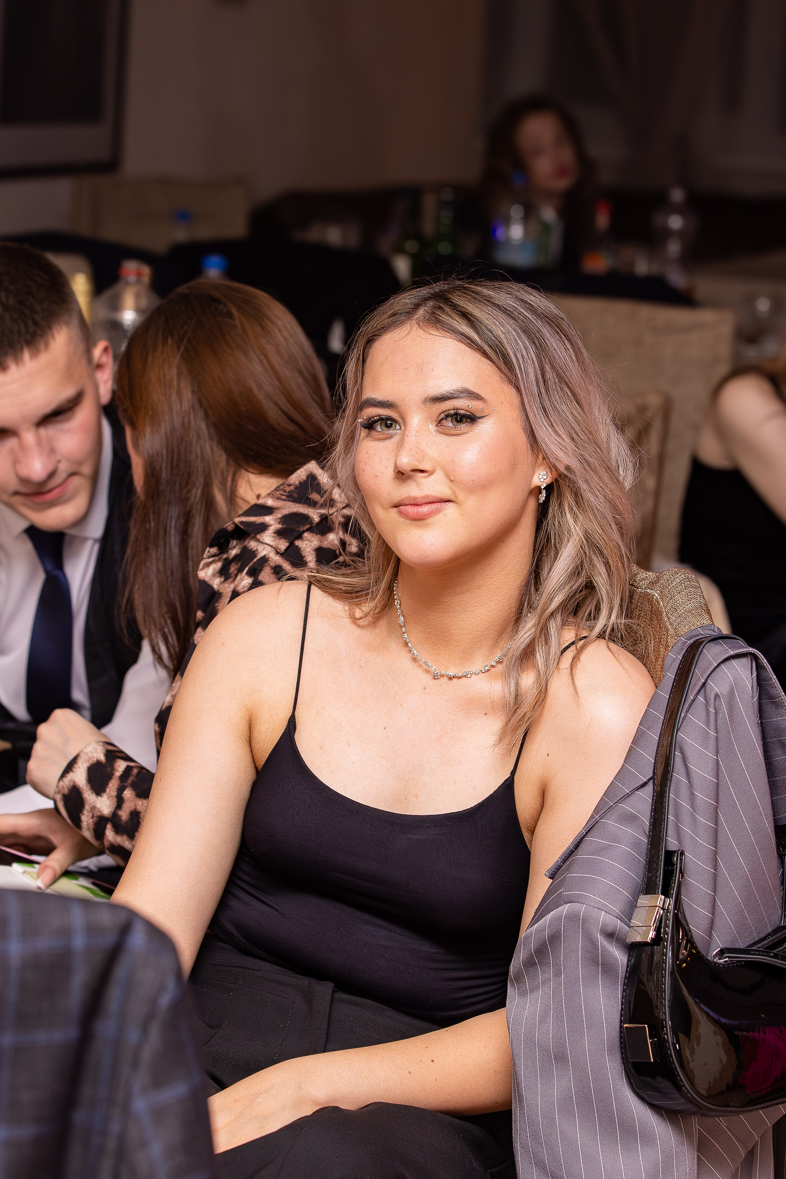 Фото и видео на выпускной в школе и детском саду. Свадебный, семейный видеограф и фотограф в Екатеринбурге Николай Рыков