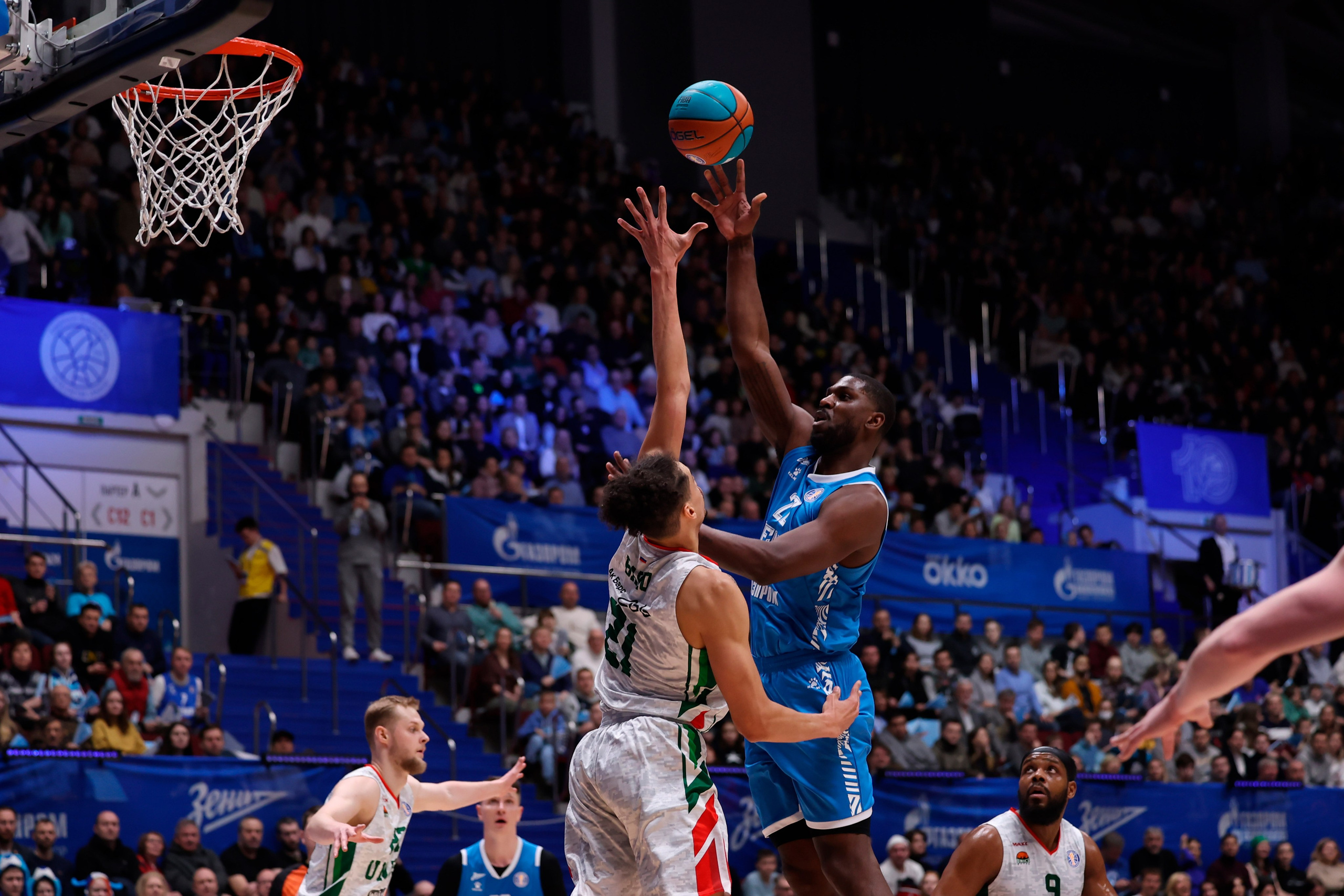 БК Зенит — БК Уникс 13.02.2025. Спортивный и репортажный фотограф Антон Тереханов