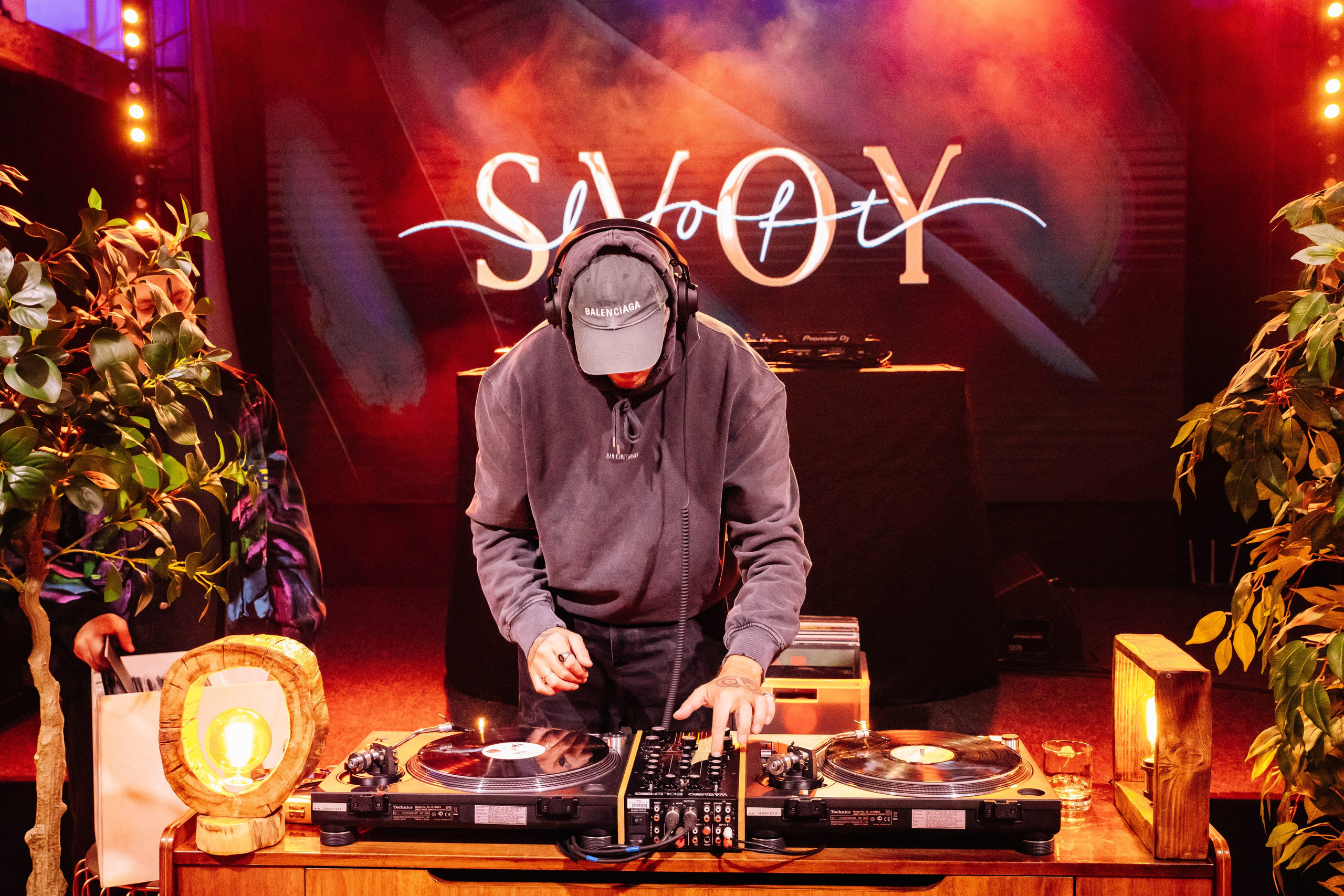 Вечеринка «Для своих» в Svoy Loft. Фотограф в Москве Яна Полосина