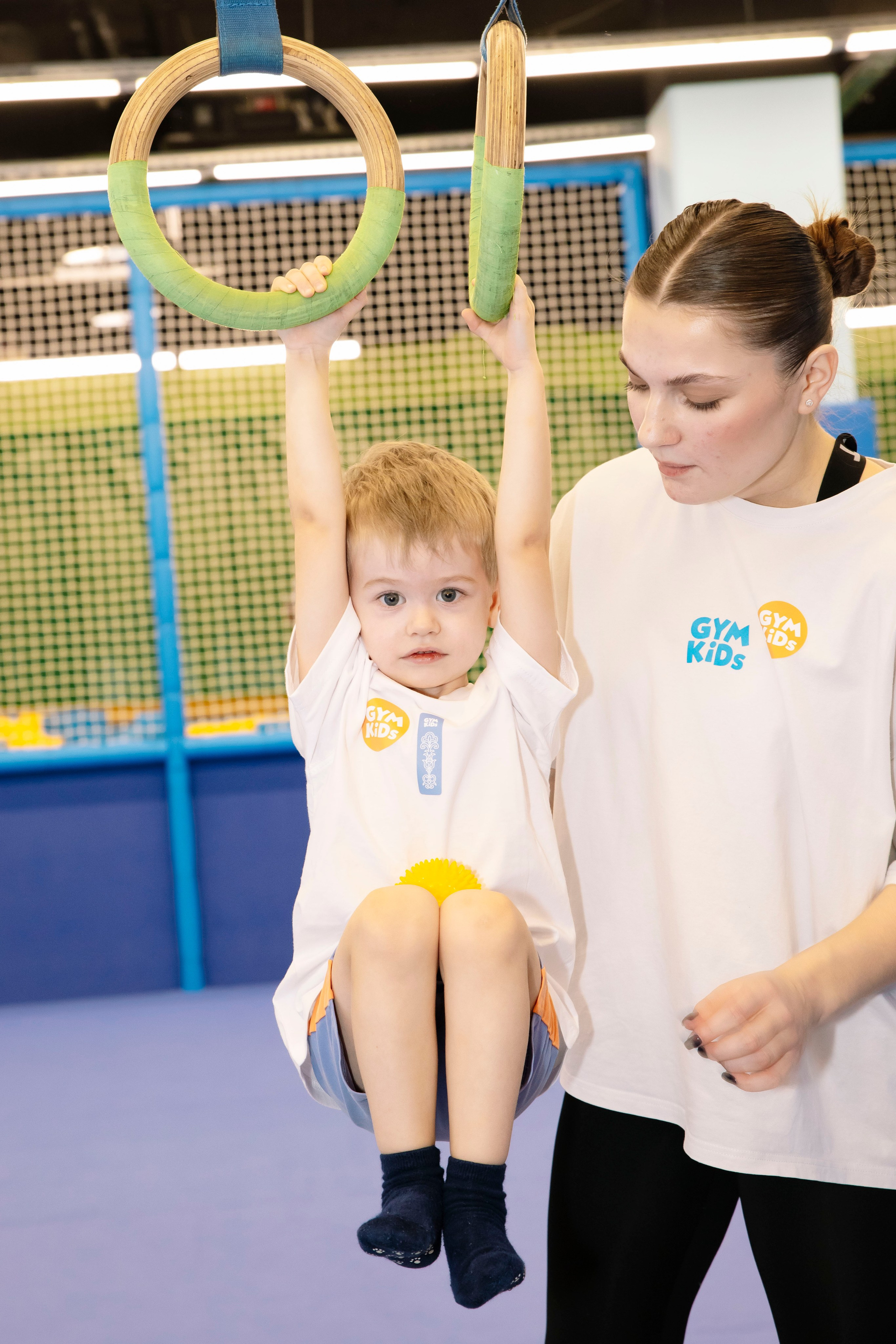 Соревнования по гимнастике в Gymkids Чертаново. Профессиональный фотограф в Москве | Заказать фотосессию и съемку