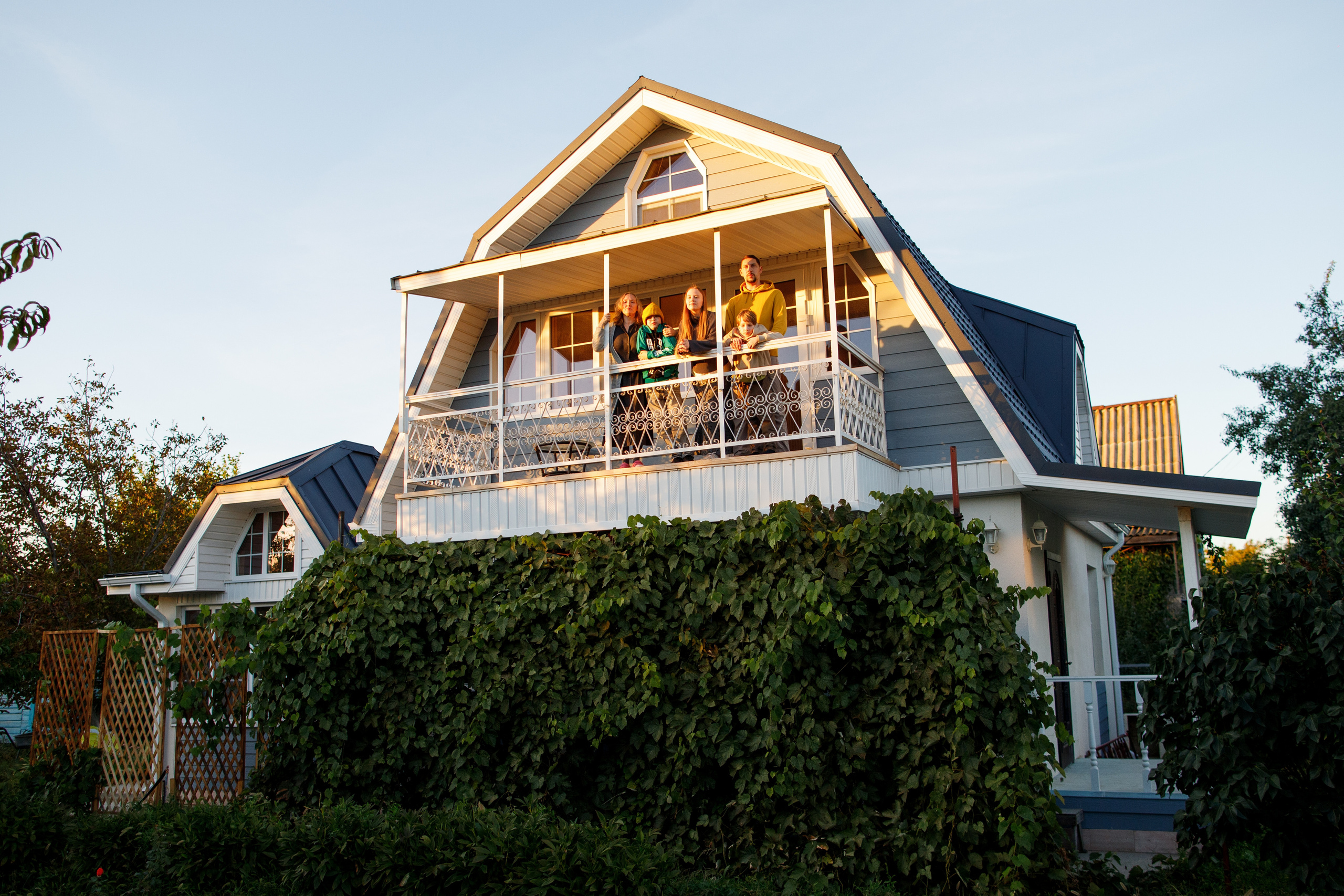 Семейный фотограф в Астрахани, семейная съемка в Астрахани, съемка дома в Астрахани, съемка в загородном доме, съемка на даче, 