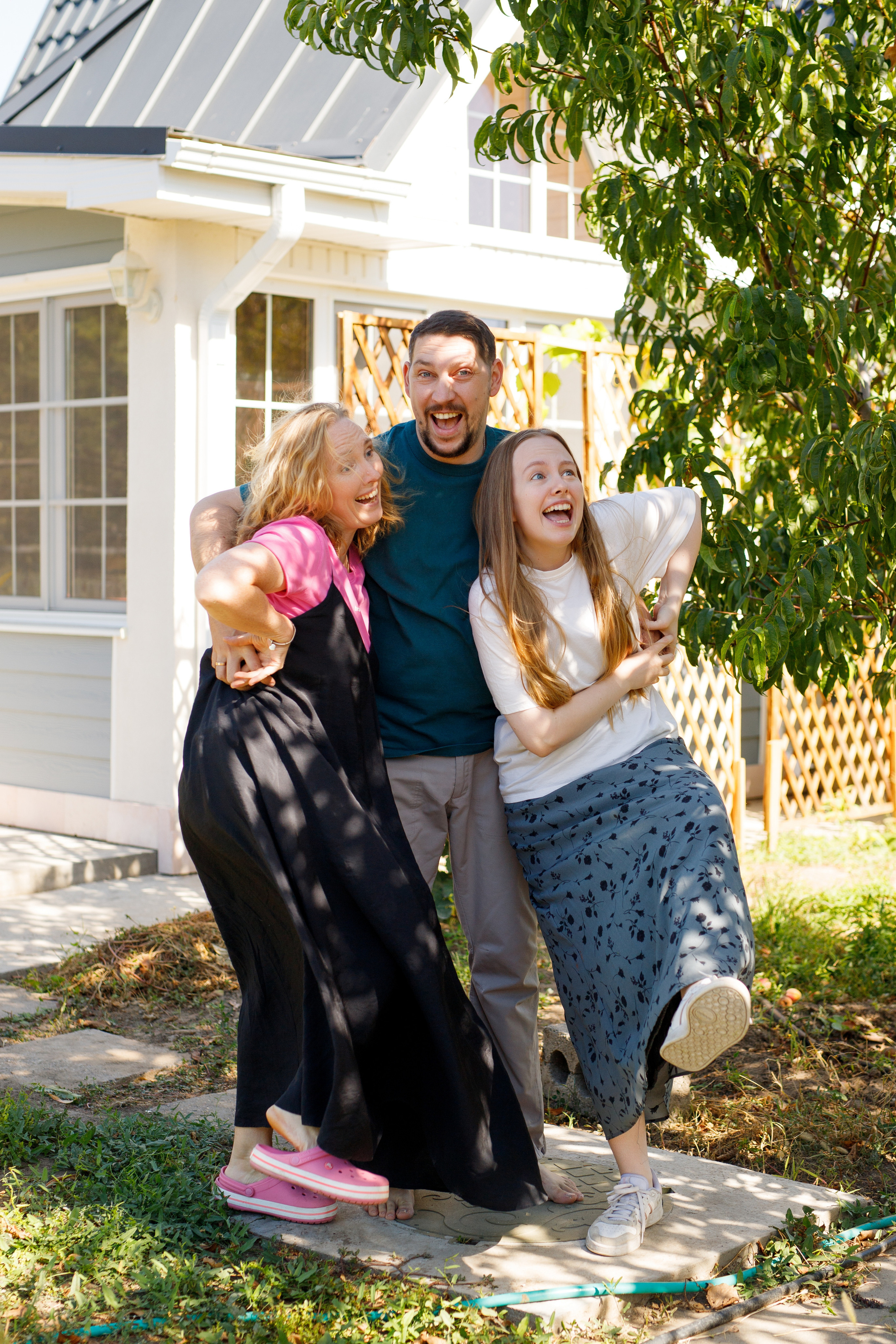 Семейный фотограф в Астрахани, семейная съемка в Астрахани, съемка дома в Астрахани, съемка в загородном доме, съемка на даче,  семейный портрет на даче,