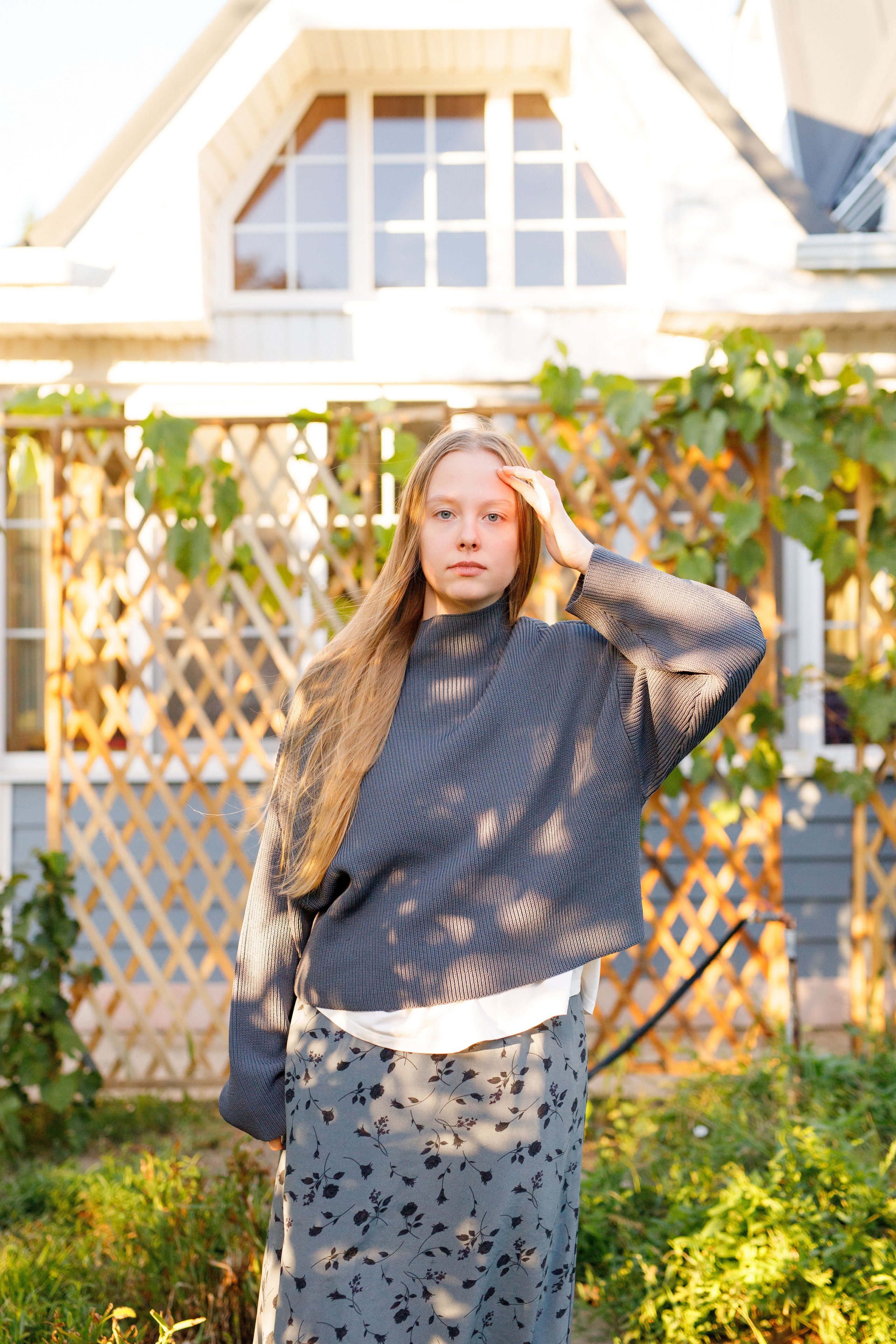 Семейный фотограф в Астрахани, семейная съемка в Астрахани, съемка дома в Астрахани, съемка в загородном доме, съемка на даче, портрет девушки на даче,