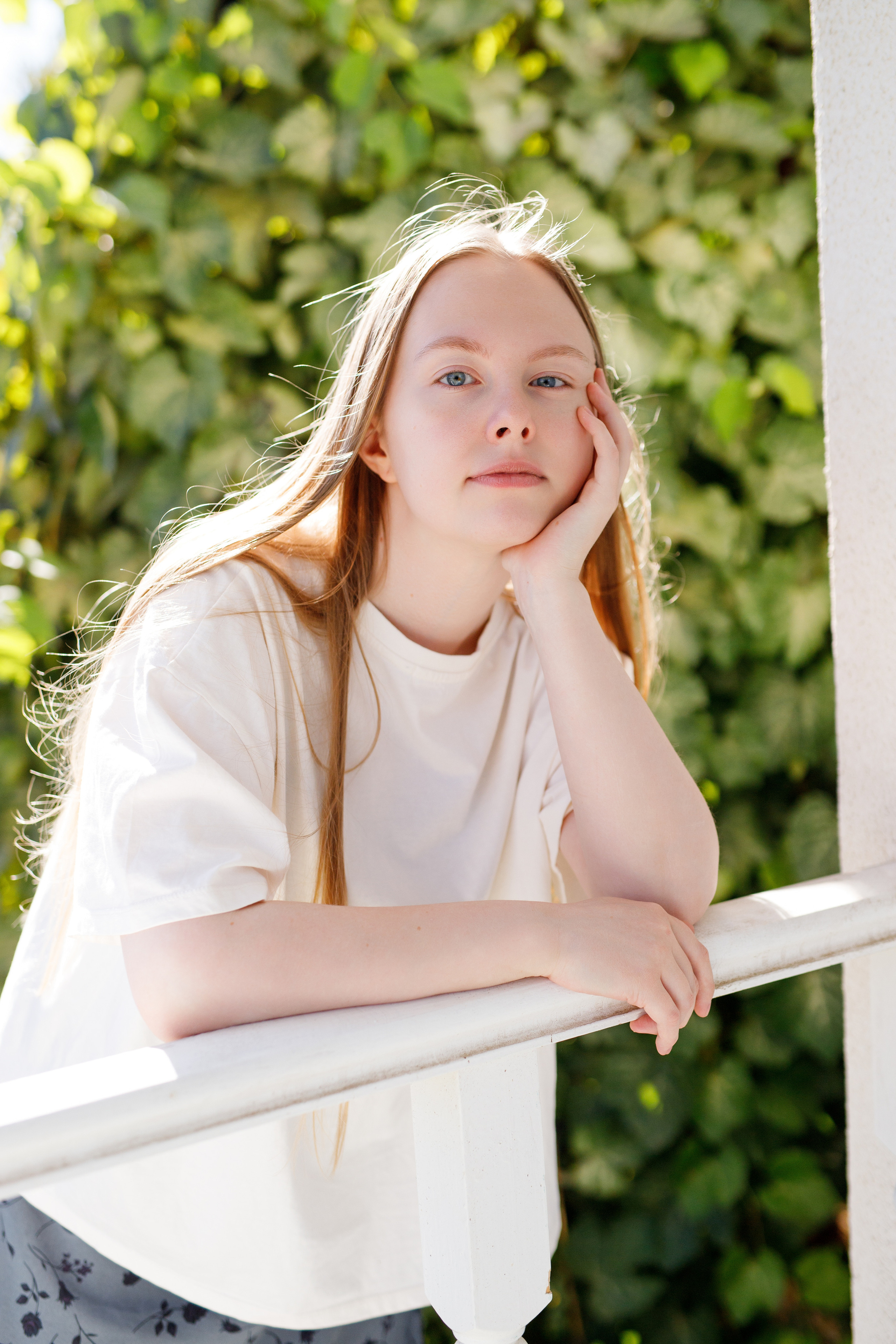 Семейный фотограф в Астрахани, семейная съемка в Астрахани, съемка дома в Астрахани, съемка в загородном доме, съемка на даче, портрет девушки на даче,