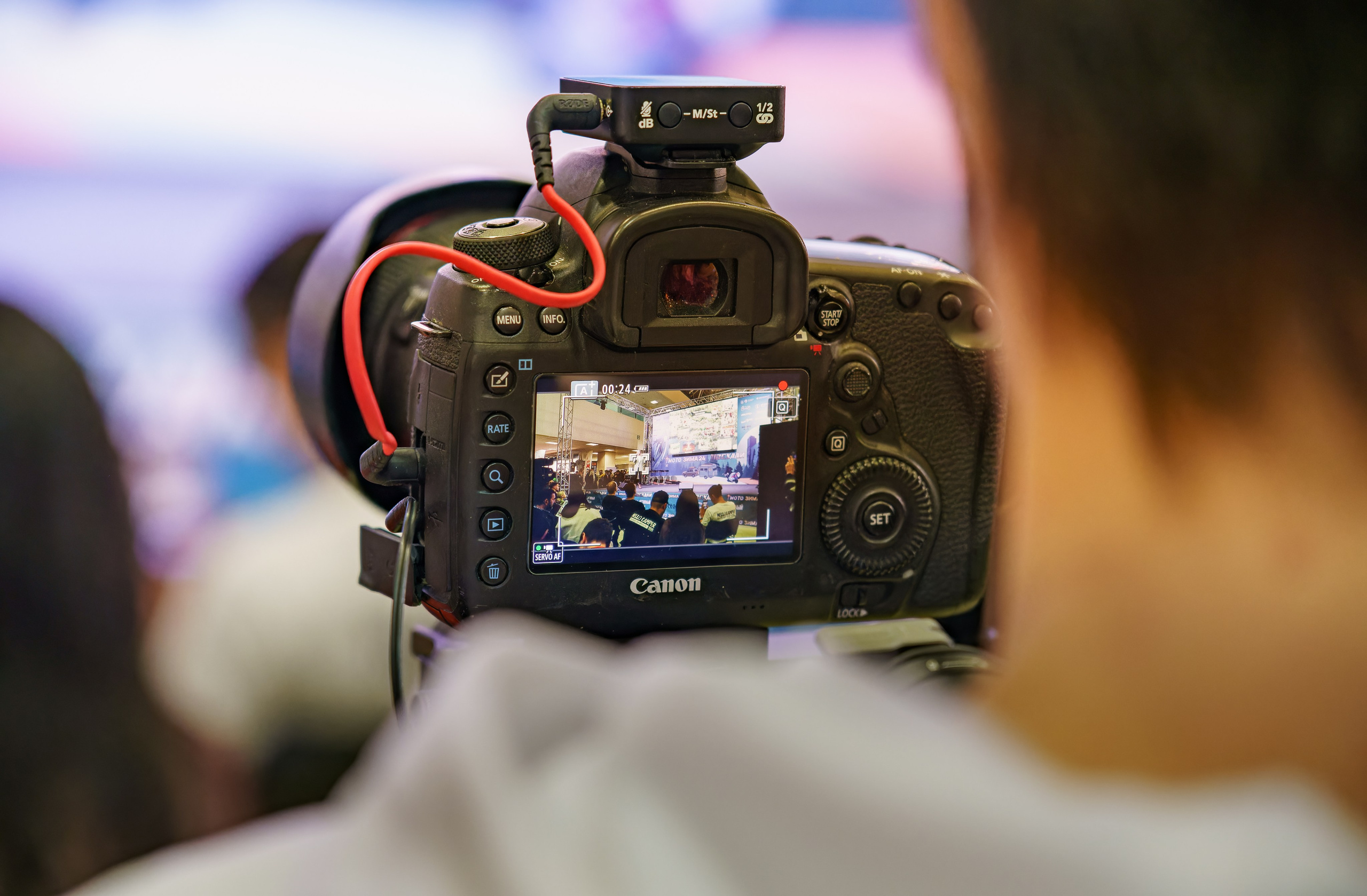 Прогулка по выставке «Поехали 2024 год». «Студия DRONAVT`s» — видеосъёмка и фотография г. Москва